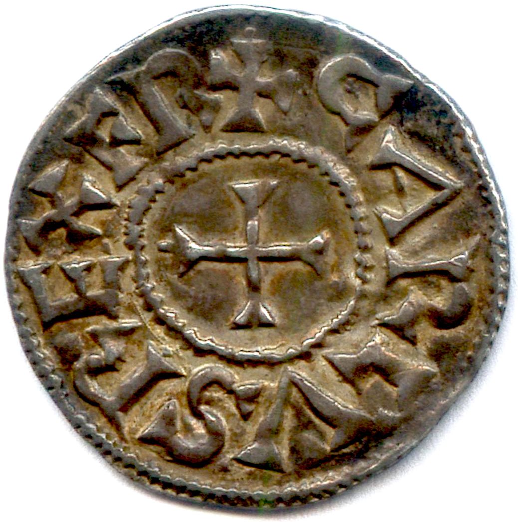 Null CHARLEMAGNE 768年9月24日-814年1月28日

✠ CARLVS REX FR 在两个石榴裙之间。十字架。R/. ✠AGINNO.M&hellip;
