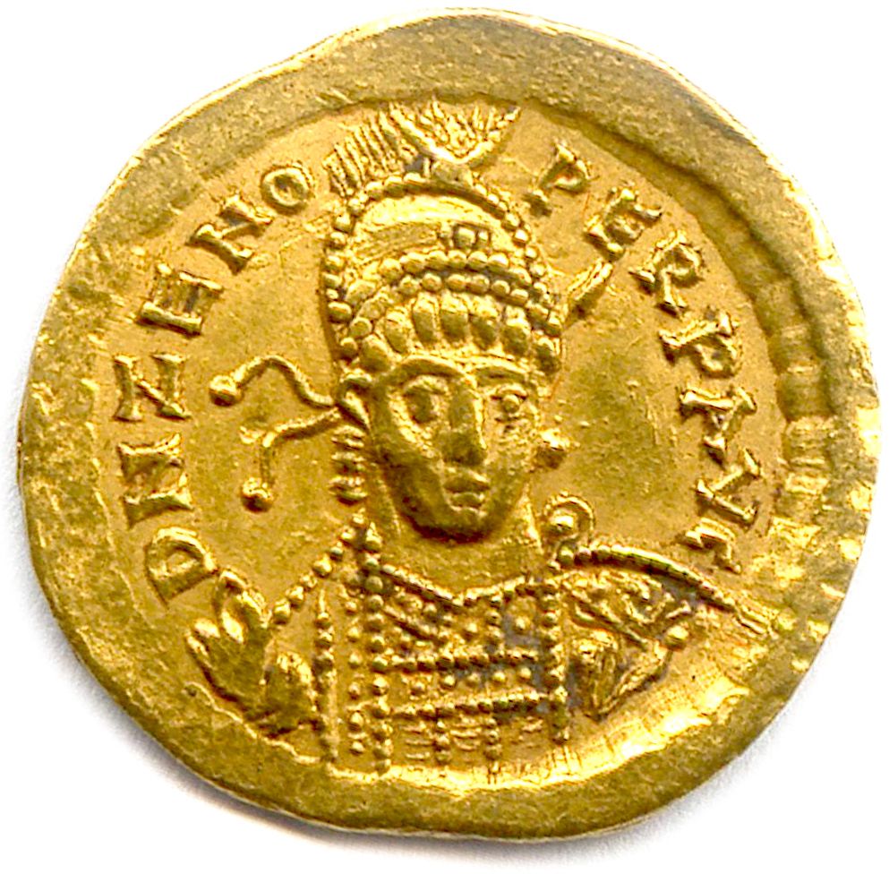 Null ZENON 474年2月9日-475年1月9日和476年8月-491年4月9日

D N Zeno perp avg.他的半身像有武器，有头盔，有盔甲&hellip;