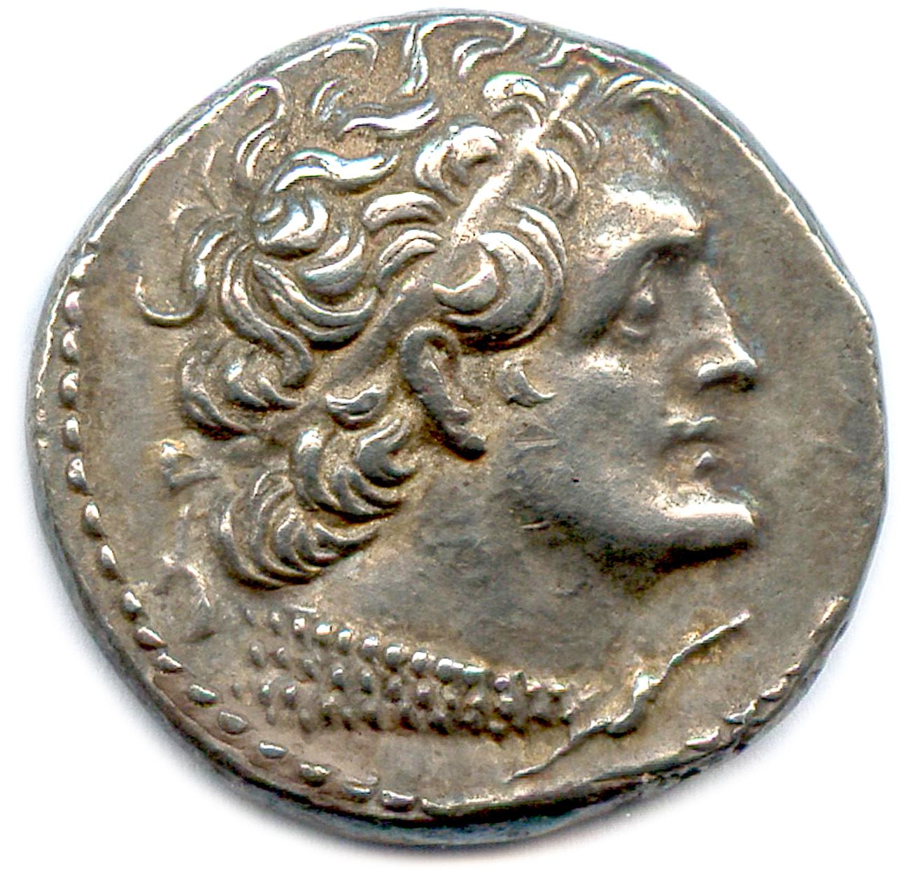 Null 埃及王国--托勒密五世埃皮法尼斯204-180年

托勒密一世的半身像。R/. 鹰击长空。

♦ 斯沃罗诺斯1231

银质四角形硬币。亚历山大（14&hellip;
