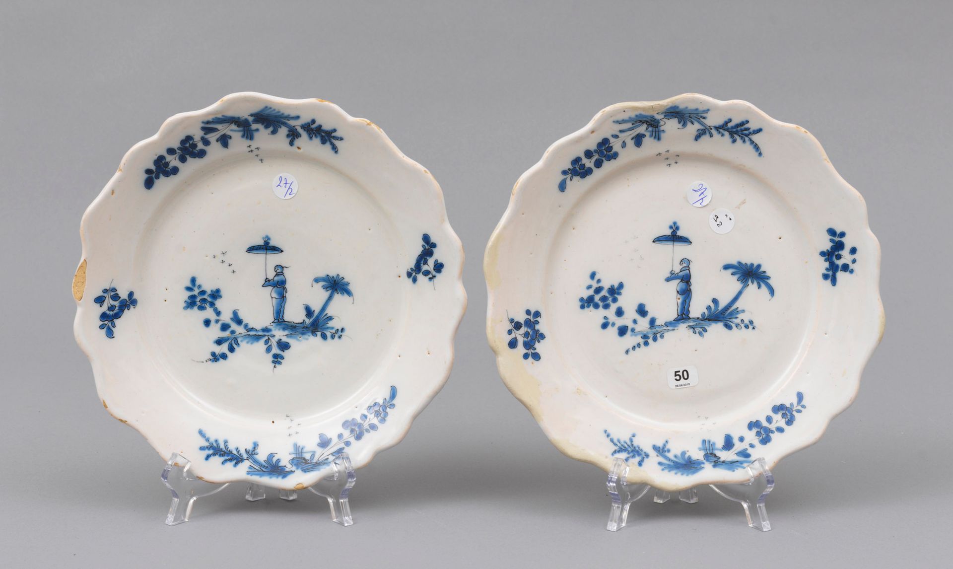 Faience Nevers 
Nevers

Two earthenware plates with contoured edges decorated in&hellip;