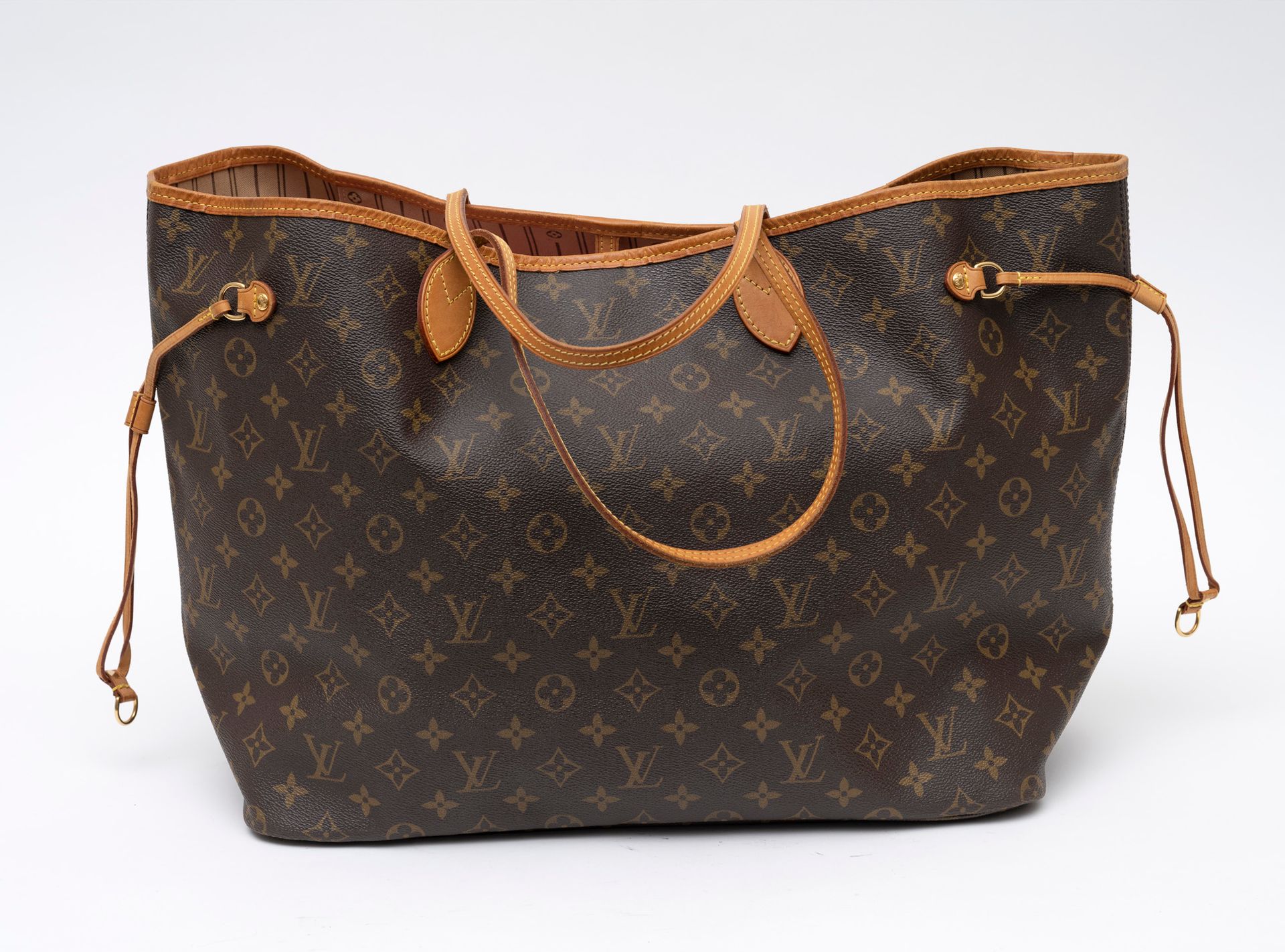 Louis Vuitton Neverfull GM bag in monogram canvas and natural