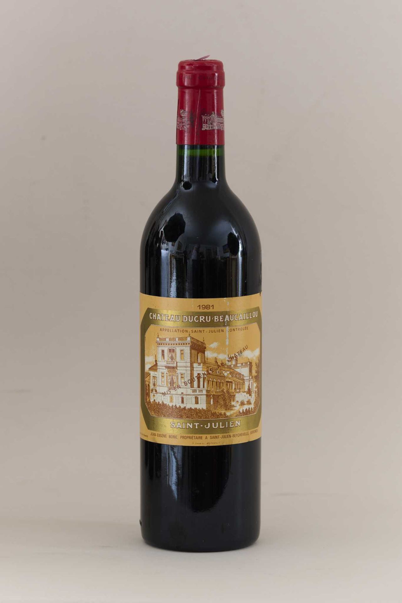 Null 1 bottiglia CHÂTEAU DUCRU-BEAUCAILLOU 1981 2nd GC Saint-Julien (Etichetta l&hellip;