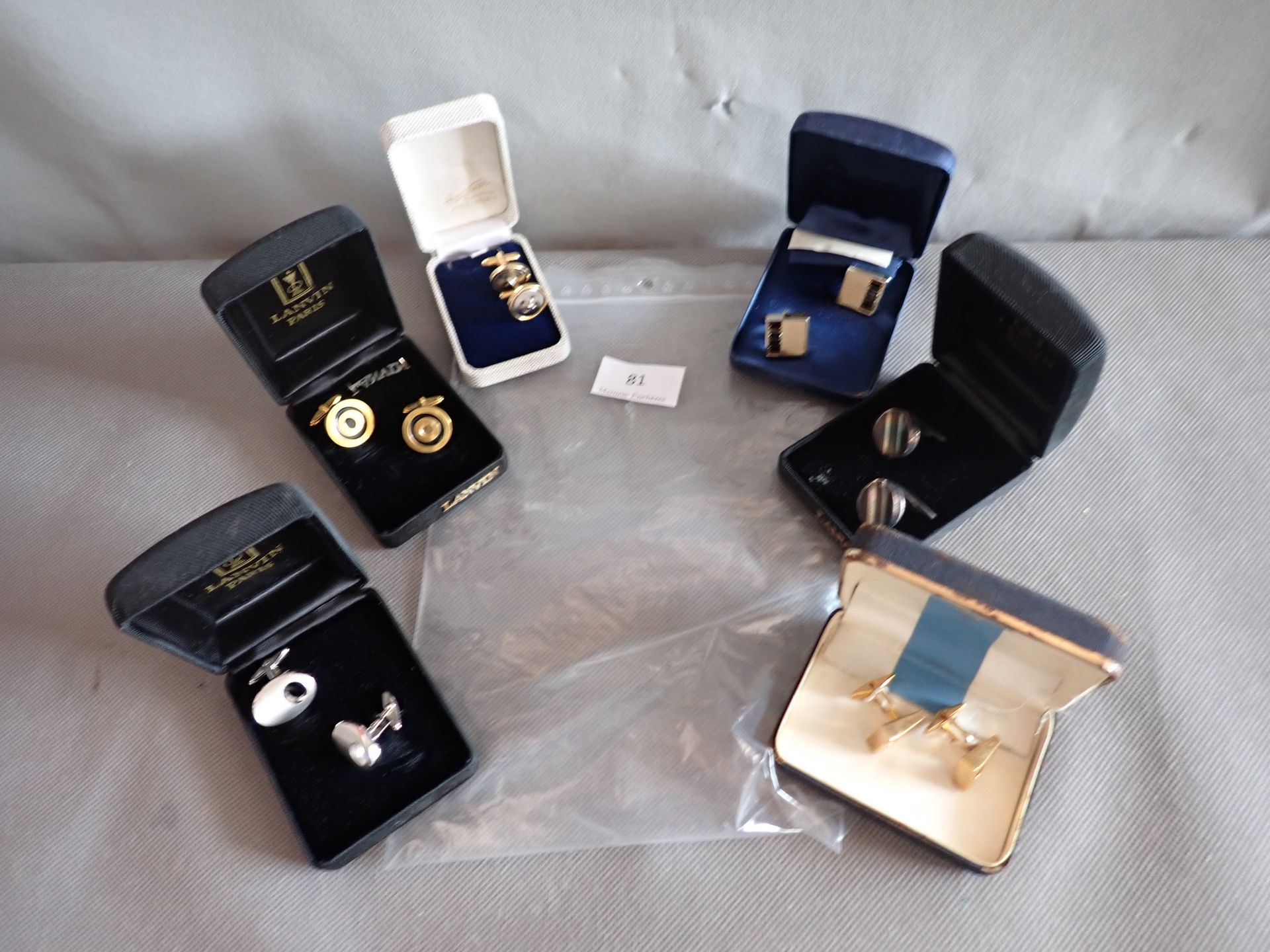 Null 6 pairs of cufflinks including LANVIN