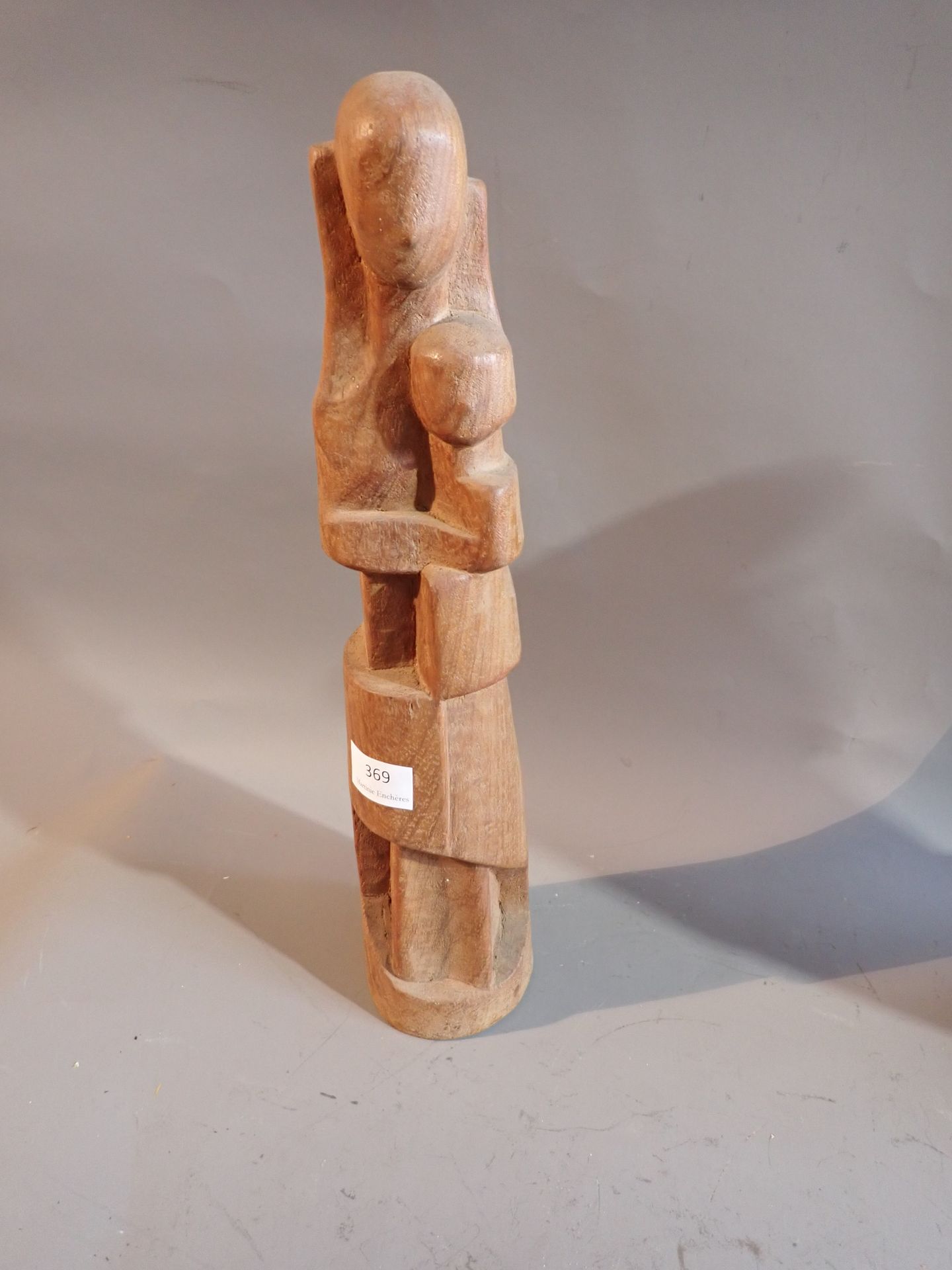 Null Victor FELTRIN Mutterschaft aus Holz, signiert H: 41,5 cm