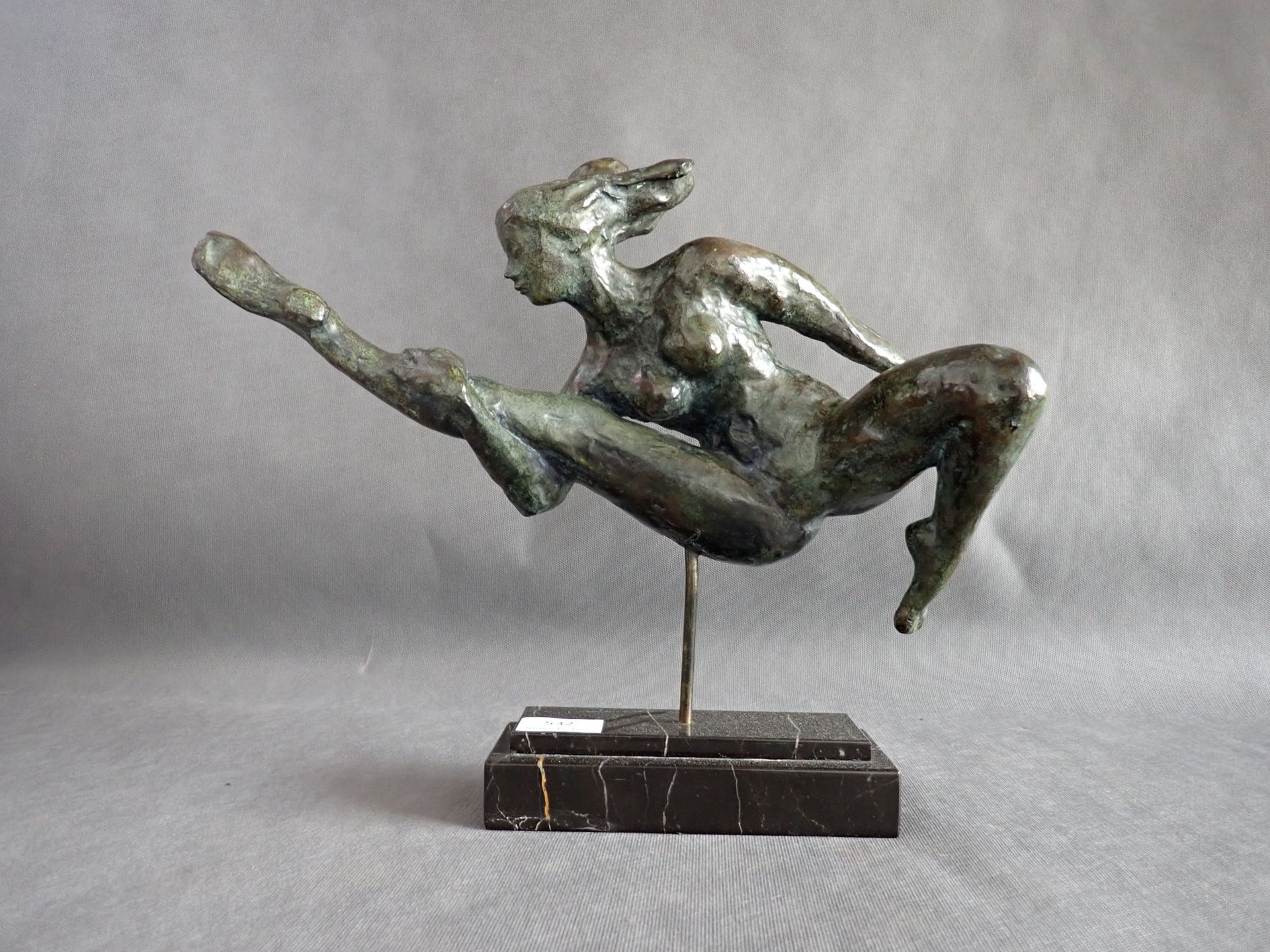 Null CACHEUX Francois (1923-2012) Danseuse, Epreuve en bronze à patine à patine &hellip;