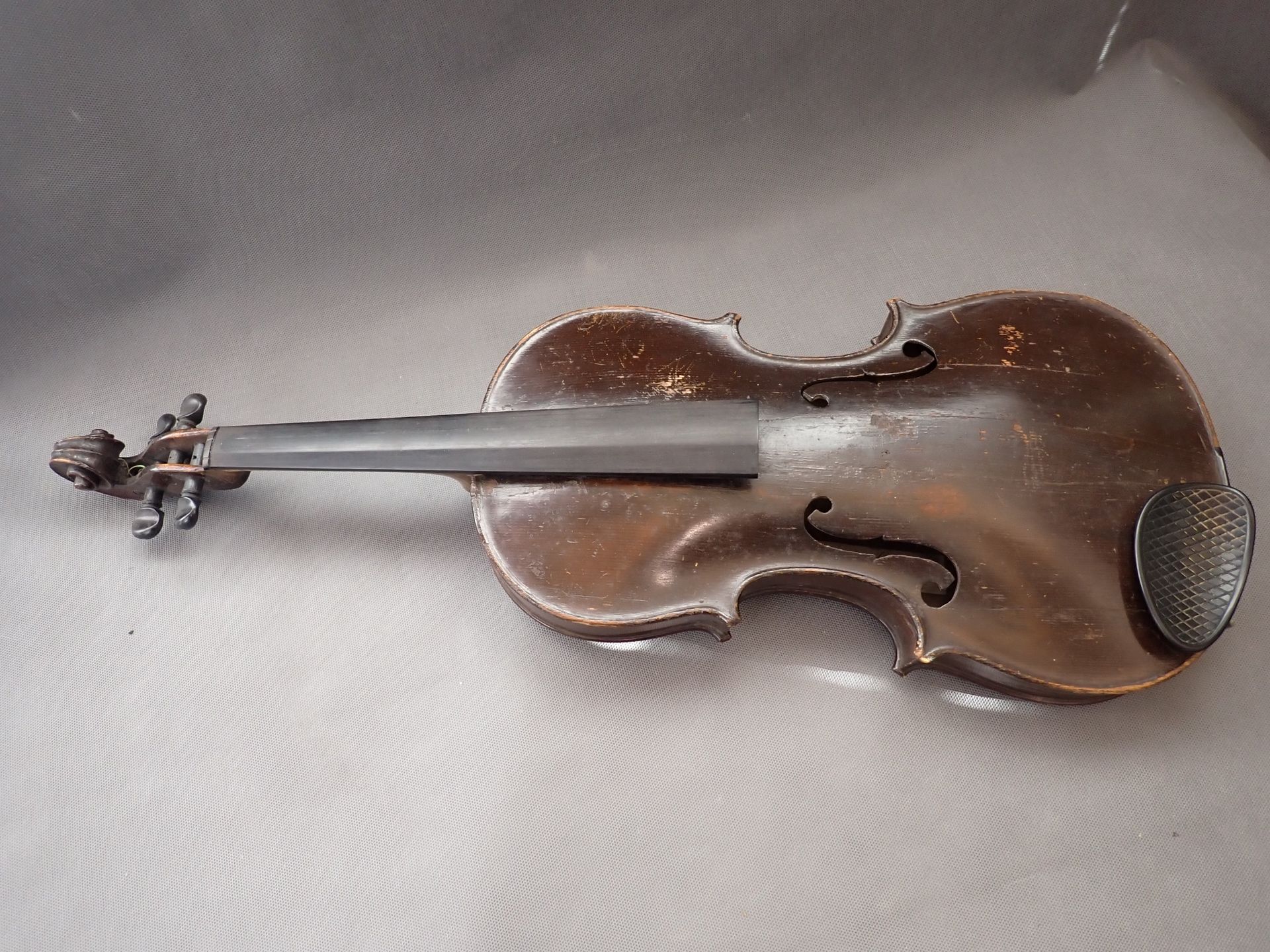 Null Violino contralto, con etichetta di restauro del 1862, lunghezza 40,7 cm, F&hellip;