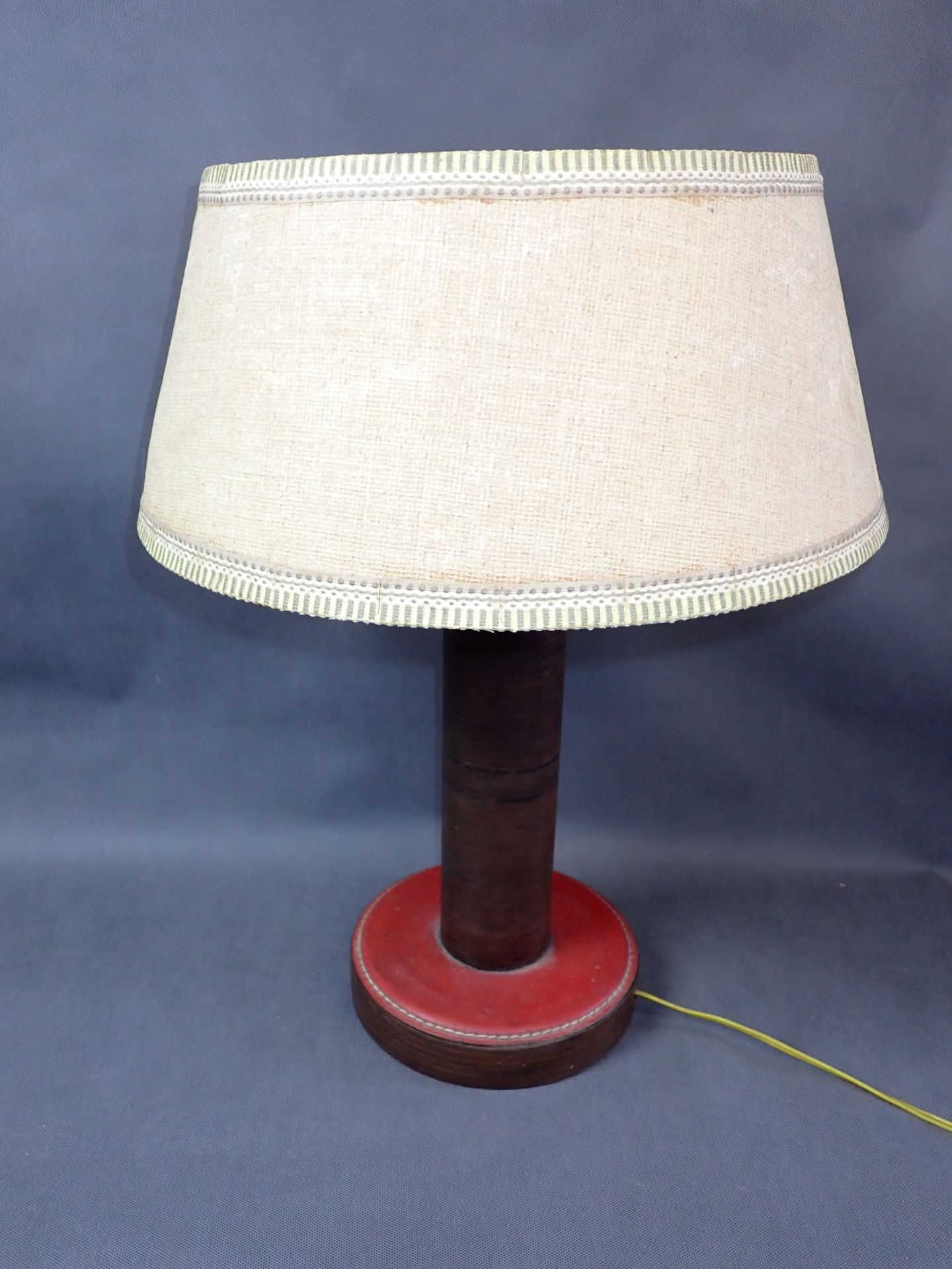 Null Lampe pied, piètement rondelle de cuir, hauteur totale avec abat jour 52 cm&hellip;
