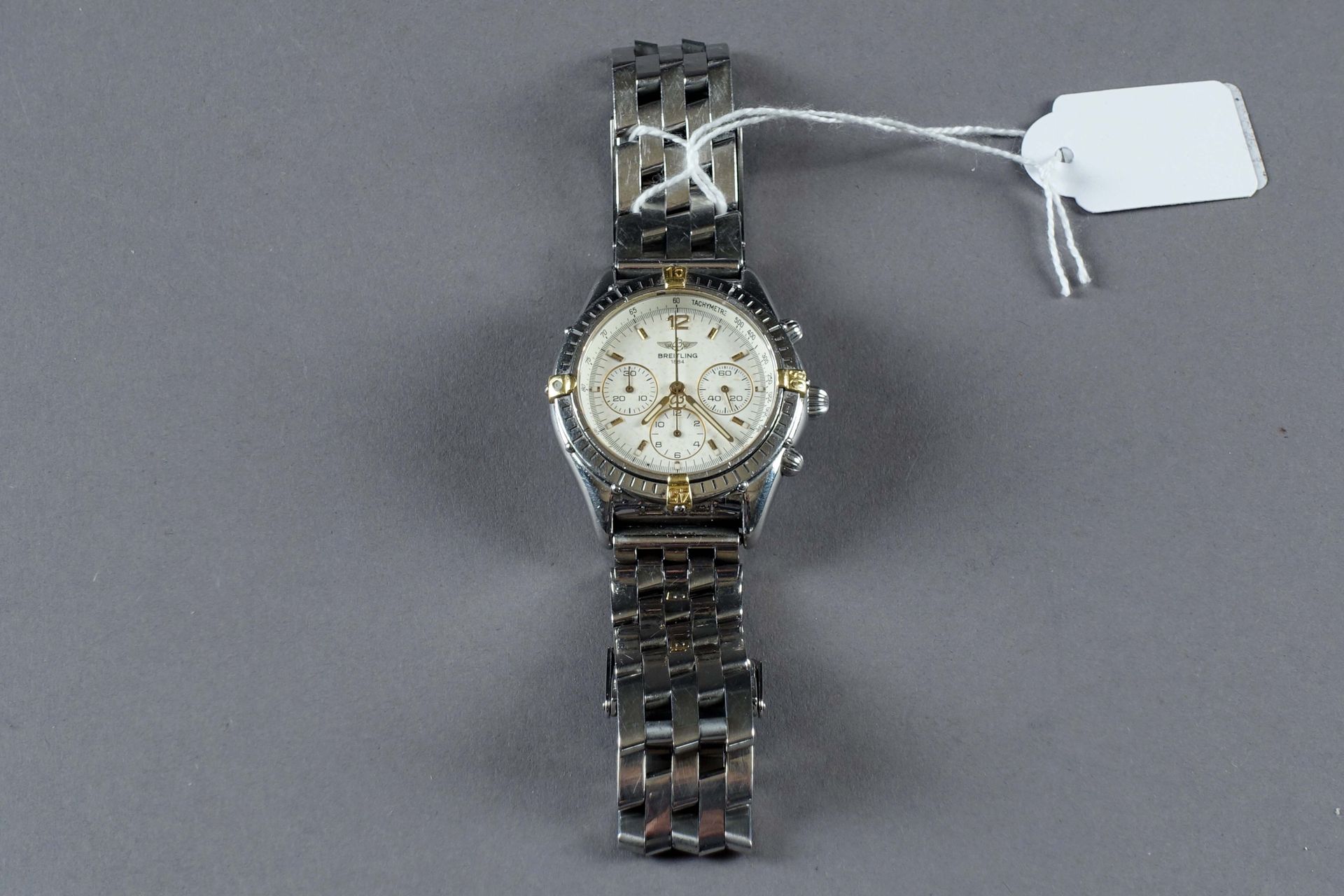 BREITLING. Montre bracelet à chronographe “Cokpit“. Référence B.30011. Cadran cr&hellip;