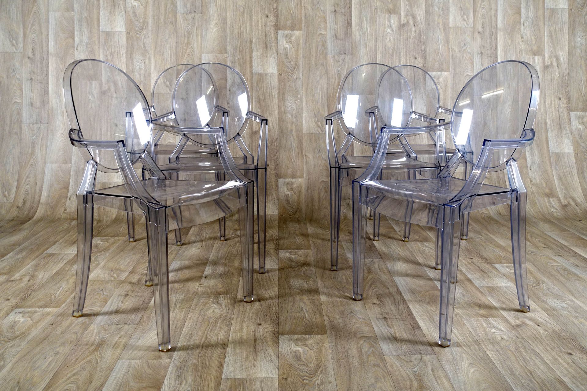 Philippe Starck (1949- ) - Suite de six Fauteuils. 路易幽灵 "模型，用透明的聚碳酸酯重新发明了路易十六扶手椅&hellip;