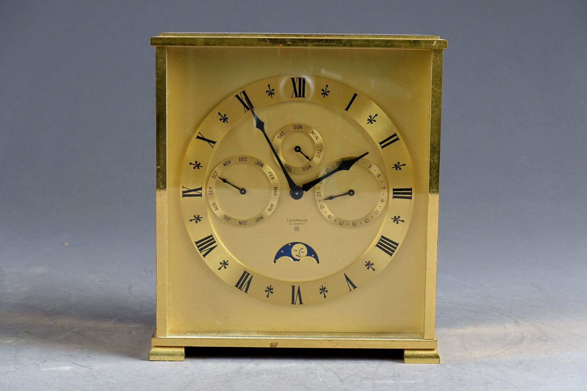 Looping (Suisse). Mechanical clock with eight-day movement and complication, wit&hellip;