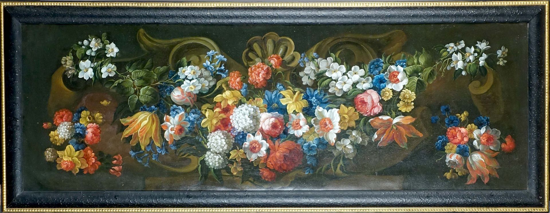 Ecole Hollandaise (à la manière de). 
Flowers. Oil on canvas. Dimensions : 60 x &hellip;