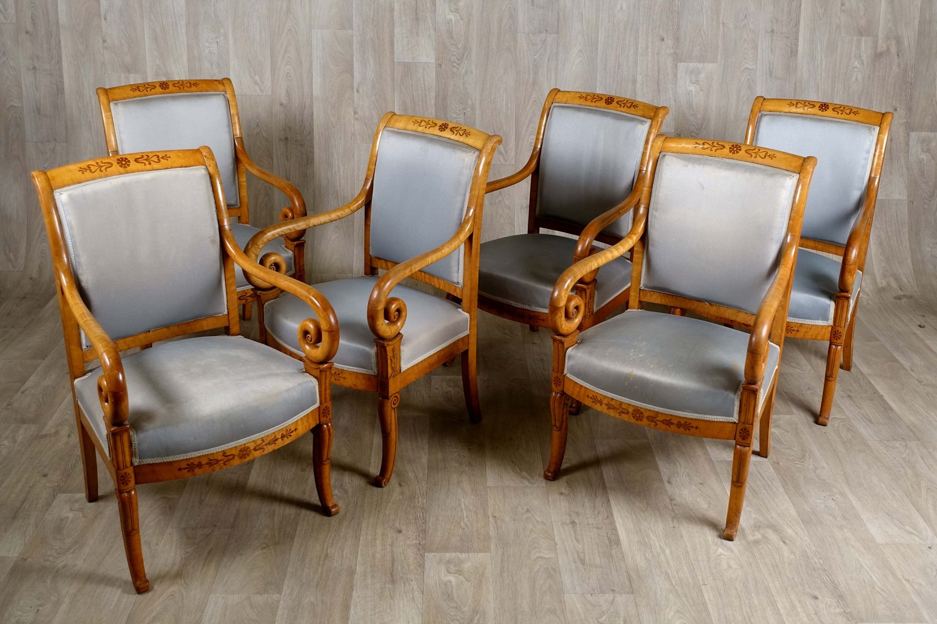 Suite de six Fauteuils et son Canapé. Slightly curved backs. Long armrests endin&hellip;