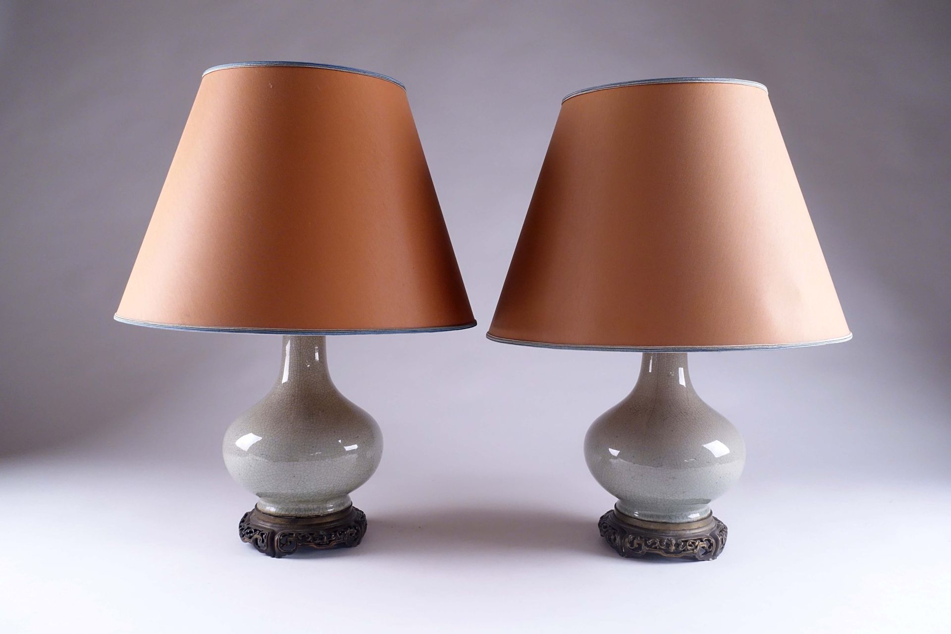 Chine - Fin du XIXe siècle, début du XXe siècle. Pair of vases mounted in lamp. &hellip;