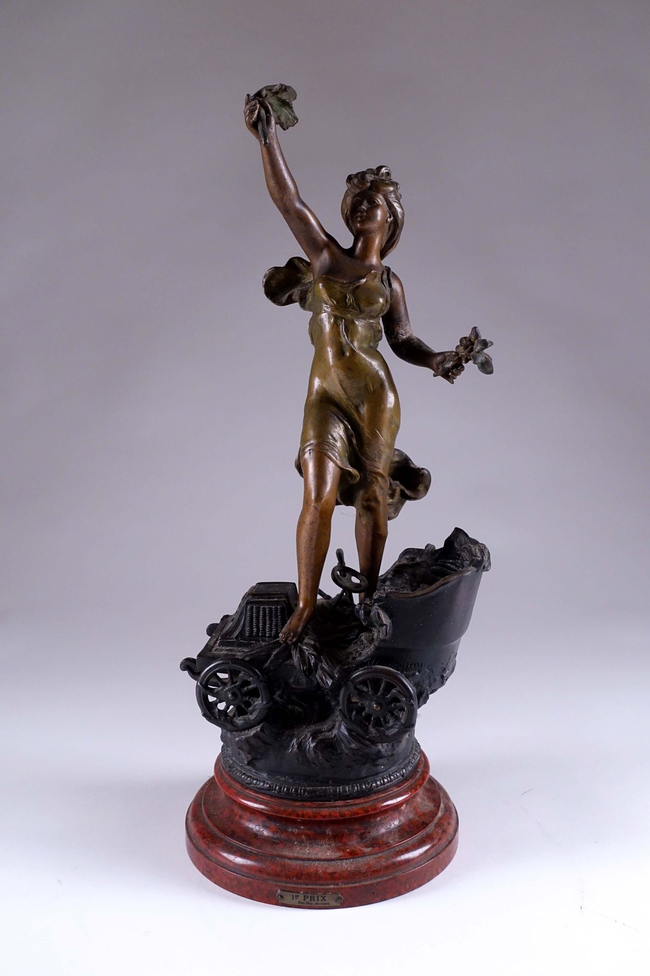 Hippolyte Moreau (sculpteur Dijon 1832 - Paris 1926) - (d’après). 汽车的胜利。证明是在经过处理&hellip;