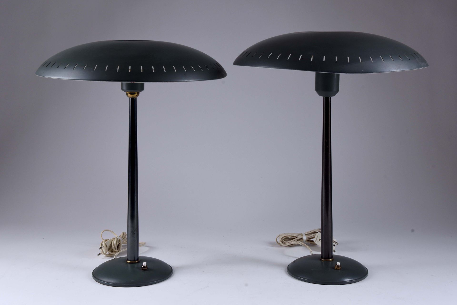 Louis Kalff (1887-1976), pour Philips. Two Senior model desk lamps. Perforated m&hellip;