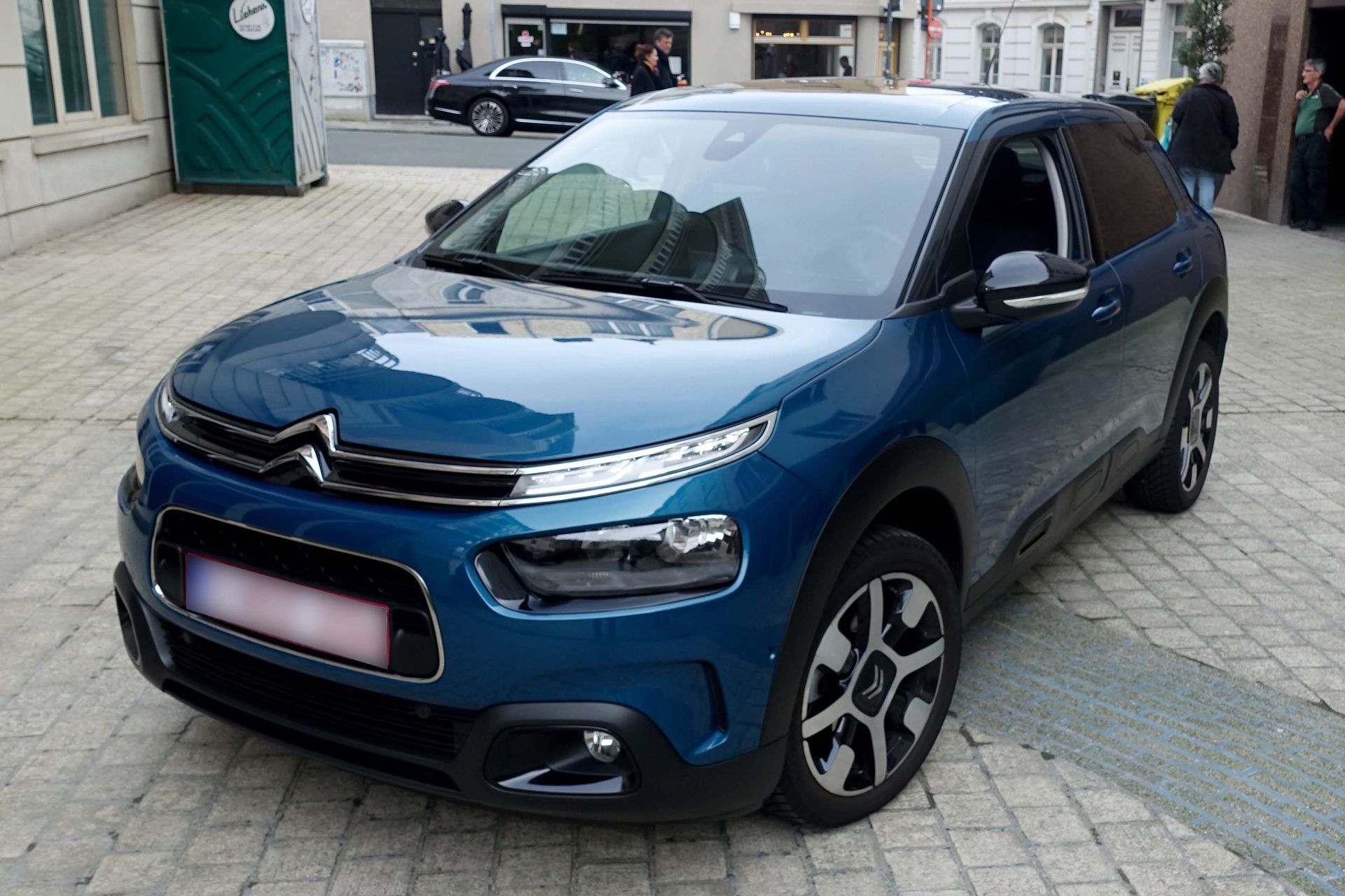 Citroën C4 Cactus, cinq portes. Erstzulassung am 28. September 2018. 1200 cm3 - &hellip;