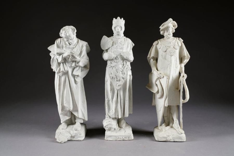 Julien Dillens (Anvers 1849 - Bruxelles 1904) Figures historiques. Trois statues&hellip;