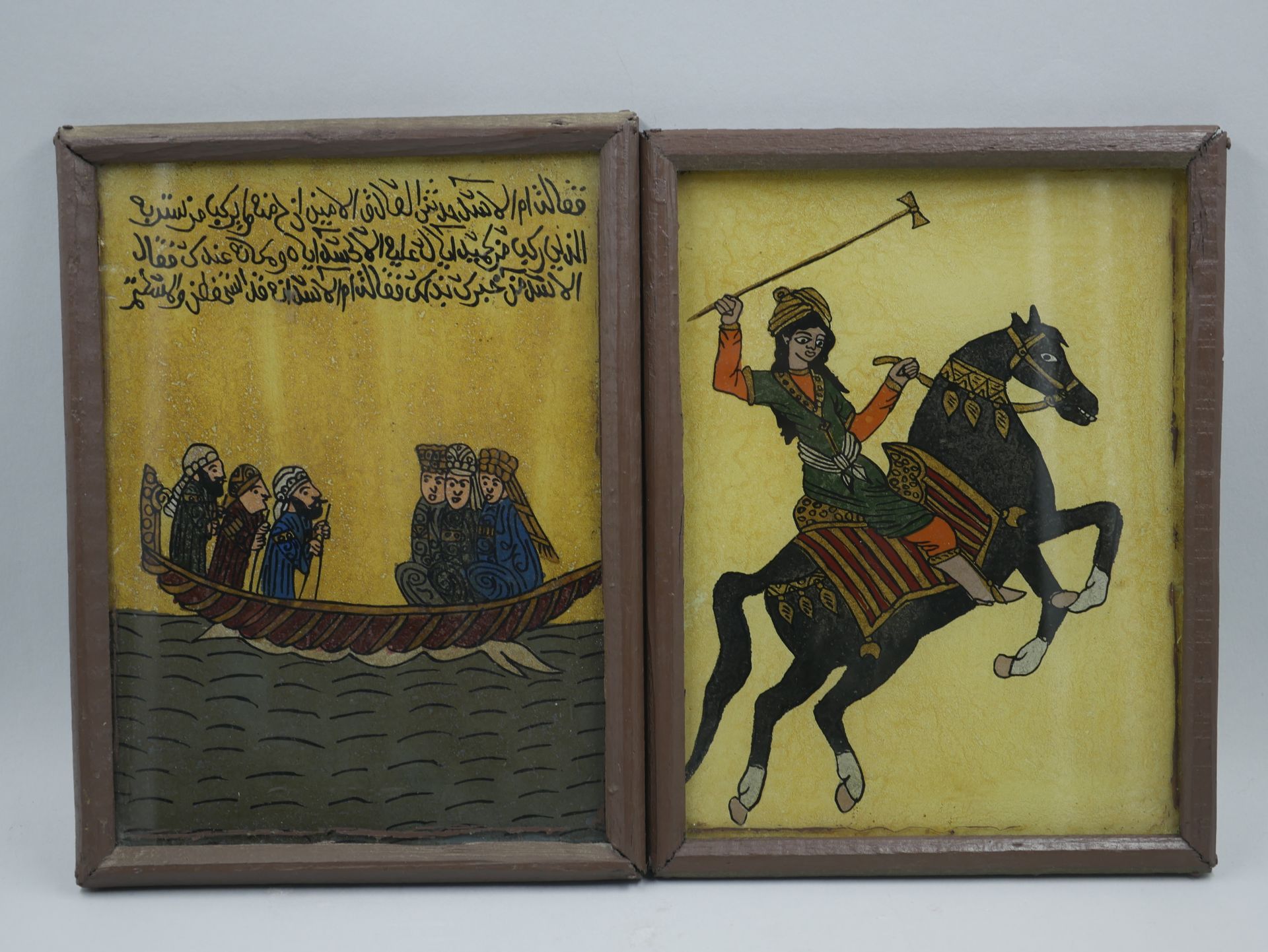 Null Zwei unter Glas angebrachte Figuren erzählen die Geschichte von Kalilah und&hellip;