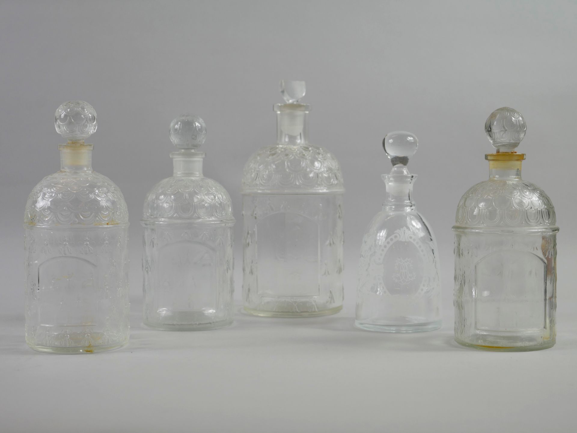 Null GUERLAIN.

Set of four bottles model bee in blown-molded glass, without lab&hellip;