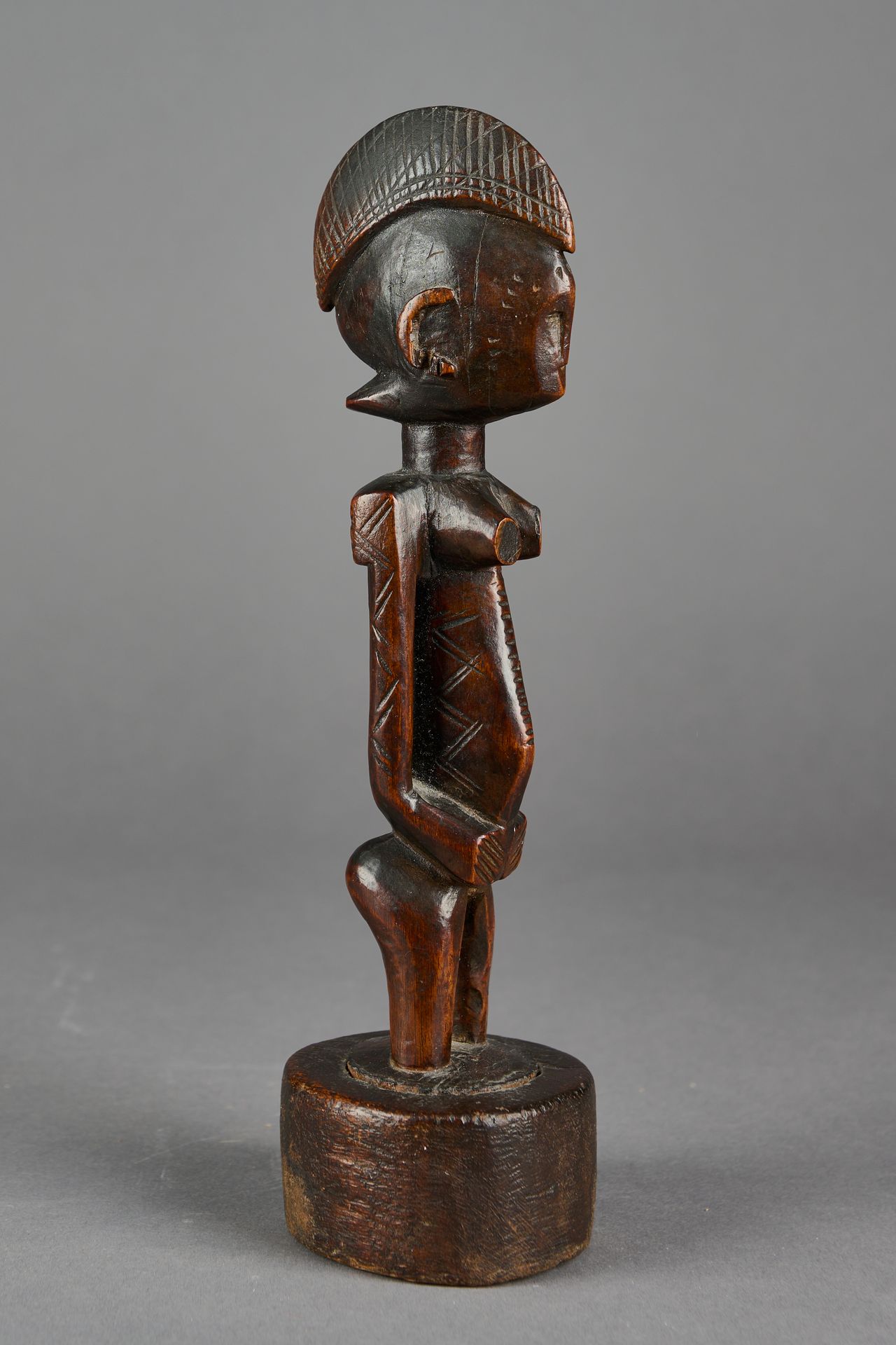 Null IVORY COAST, Sénoufo. 

Figure of female ancestor in carved wood. Beautiful&hellip;