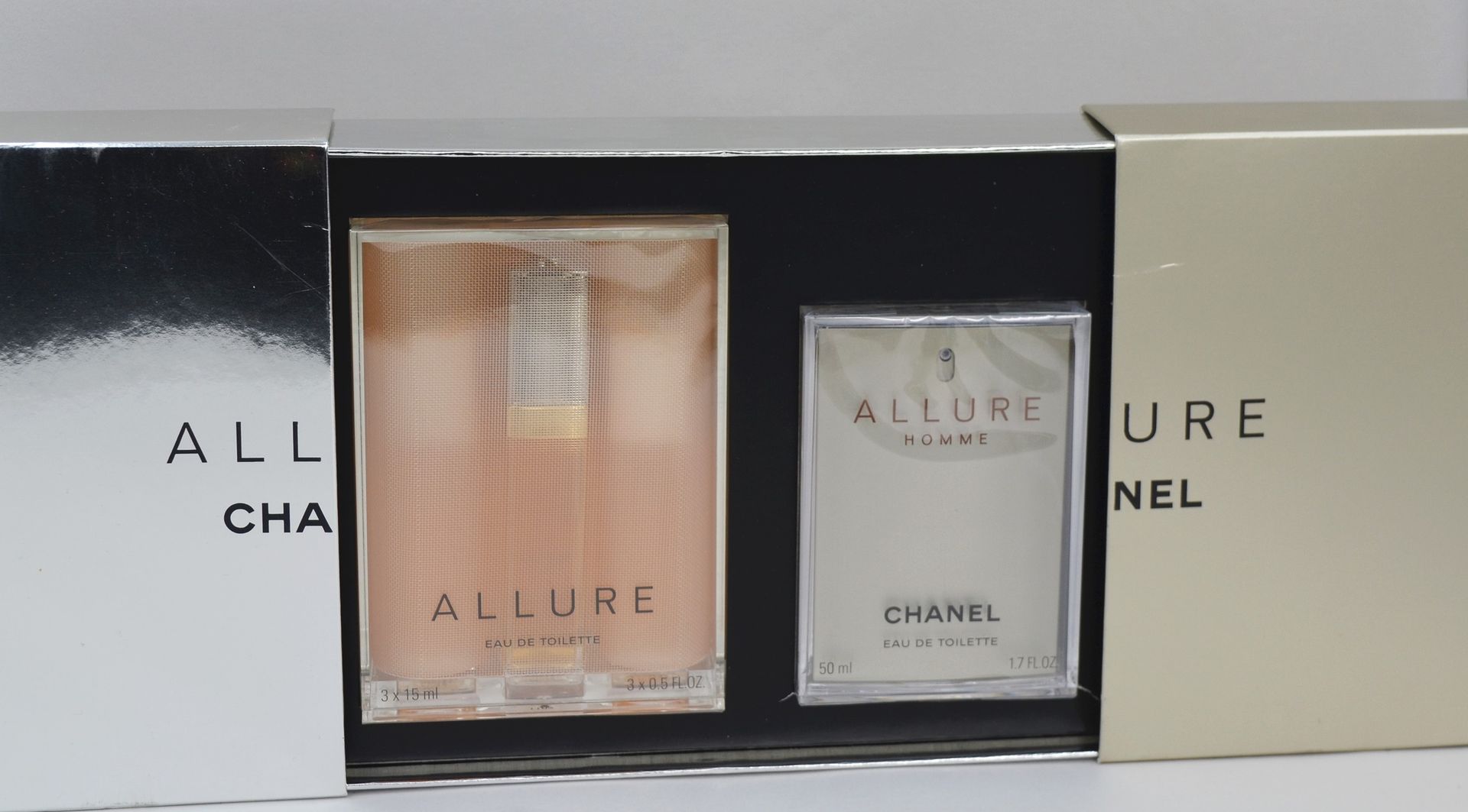 Null 香奈儿 "魅惑 "豪华盒

奢华的盒子里有三支15毫升的喷雾剂和一支50毫升的男士淡香水。