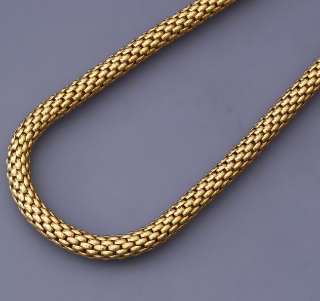 Null FOPE. Joli collier d'or jaune, 750 MM, fermoir deux ors, signé, longueur : &hellip;