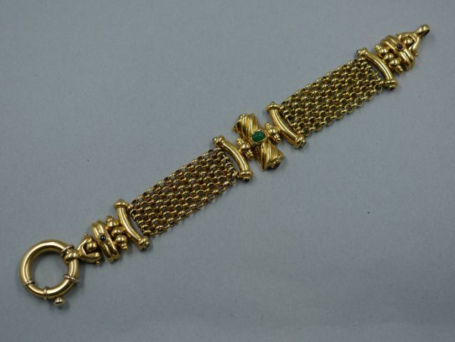 Null Bracelet souple à mailles rondes en or jaune 18K orné de cabochons de pierr&hellip;
