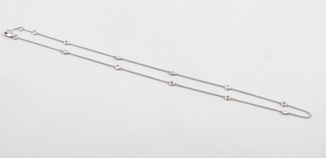 Null Chaîne en or gris 14k alternée de petits diamants, Long.: 43 cm - Poids bru&hellip;