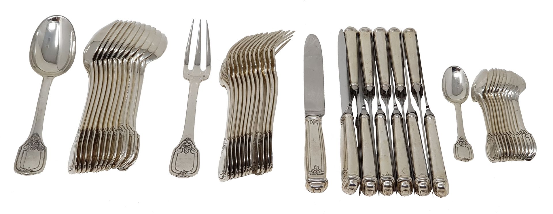 TETARD FRERES 
Fontainebleau model, silver cutlery including : 12 knives, 12 spo&hellip;