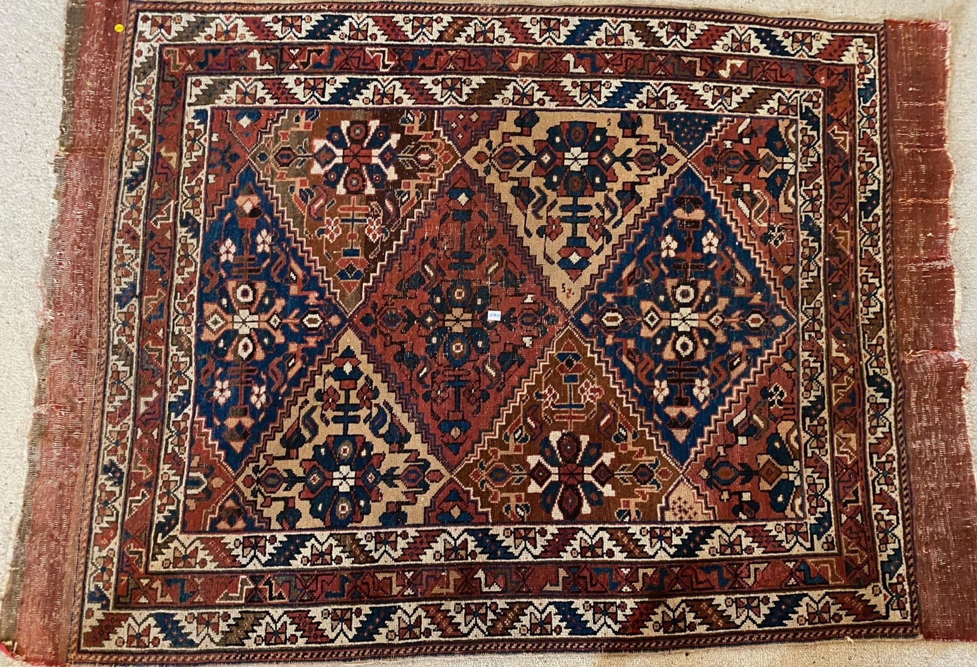AFCHAR - IRAN 
地毯160 x 120厘米 



12月4日（星期六）上午8点至下午1点，在巴黎（LA SALLE 20 rue Drouot）&hellip;