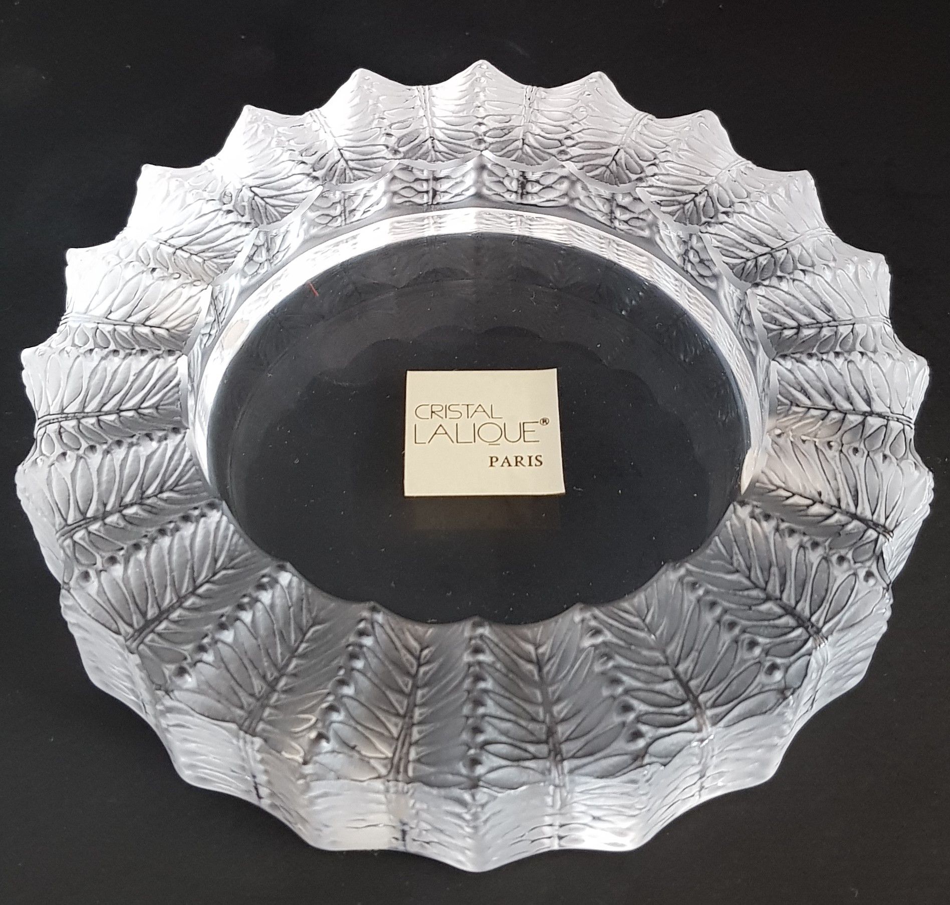 Marc LALIQUE (1900-1977) 
" Soudan " Ashtray in molded and satin-finished crysta&hellip;