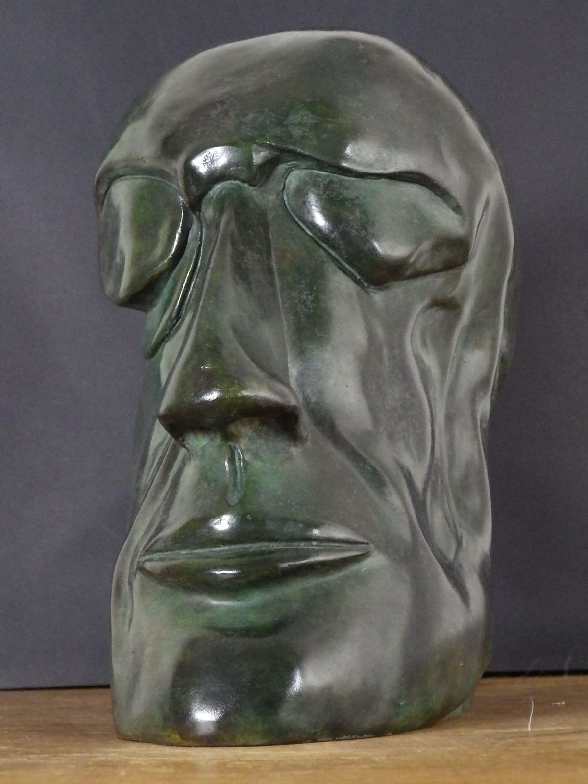 MAUZAT Marc "Baon" Sculpture en bronze patiné H : 24 cm L : 12 cm Largeur : 20 c&hellip;