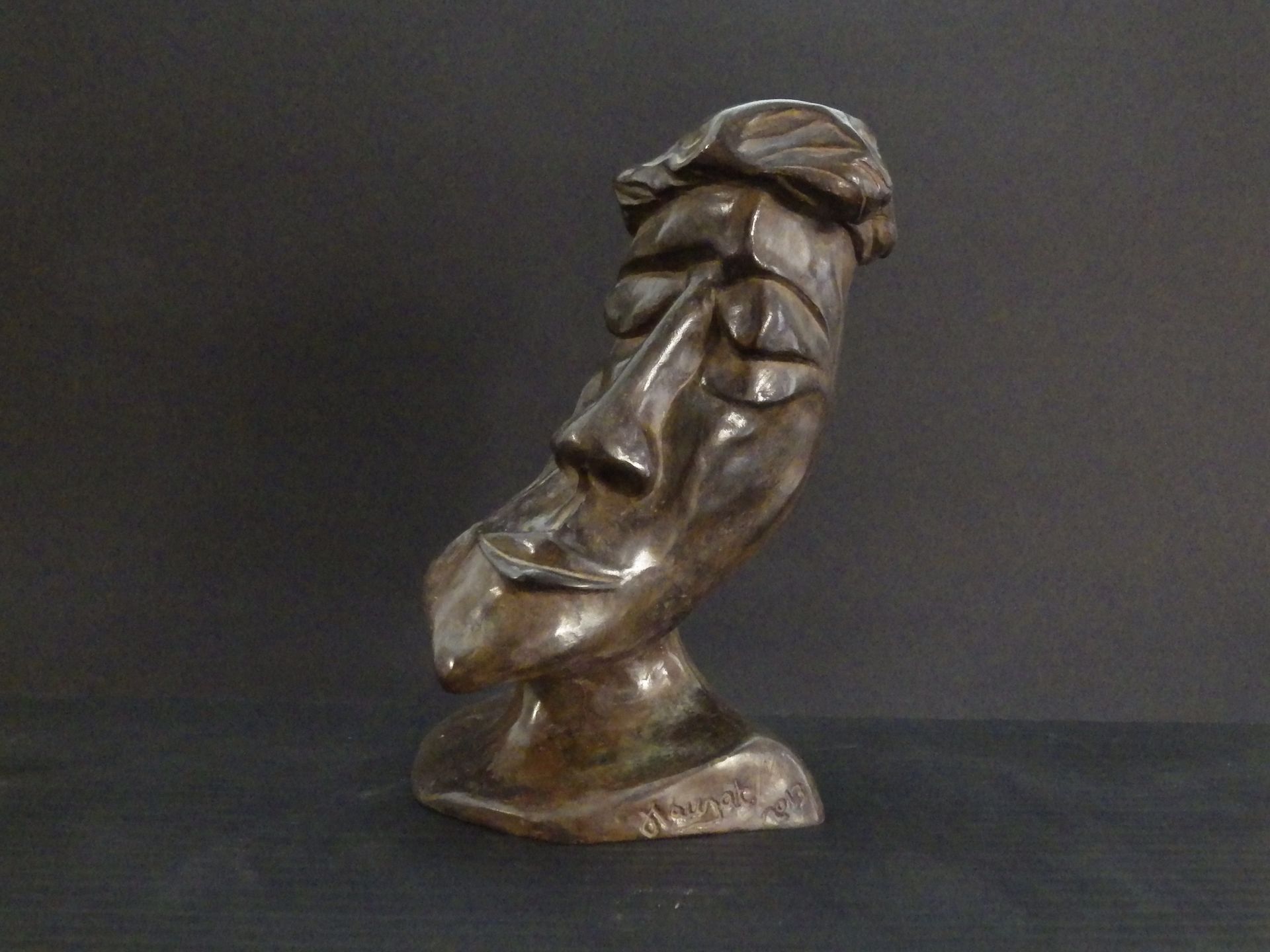 MAUZAT Marc "Eclin" Sculpture en bronze patiné H : 23 cm L : 12 cm Largeur : 16 &hellip;