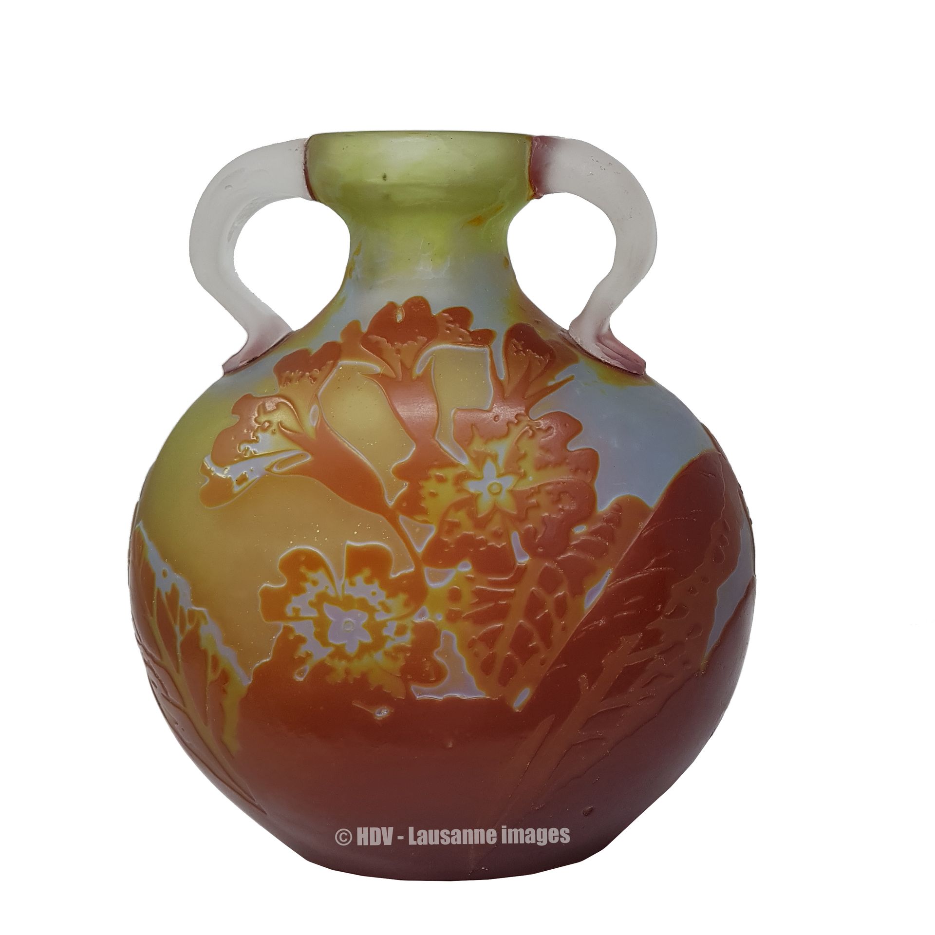 Émile GALLÉ (1846-1904) « Primevères » Vase gourde en verre double couche avec d&hellip;