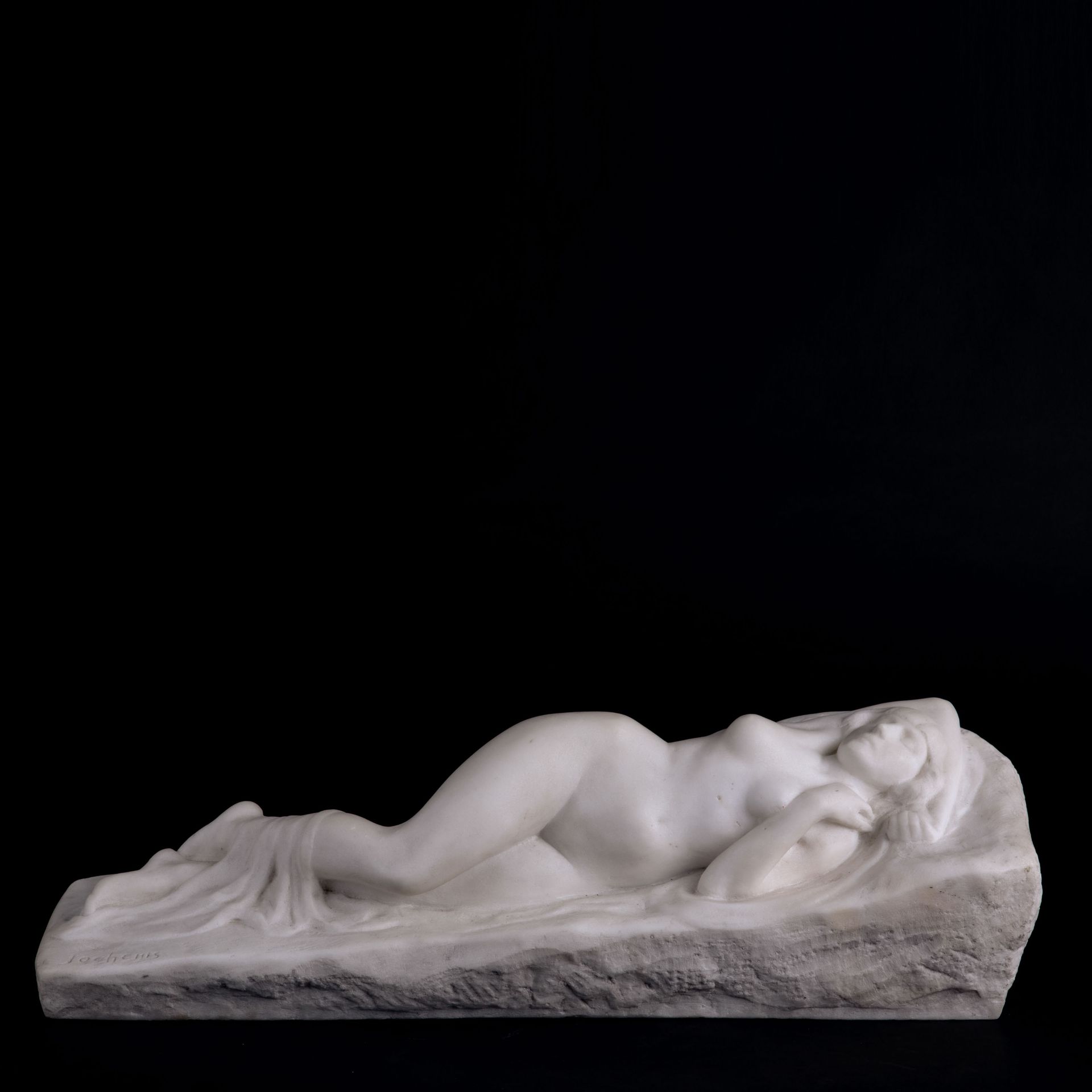 FRANS JOCHEMS (1880-1949) Nu couché.


Groupe en marbre de Carrara. Signé 'Joche&hellip;