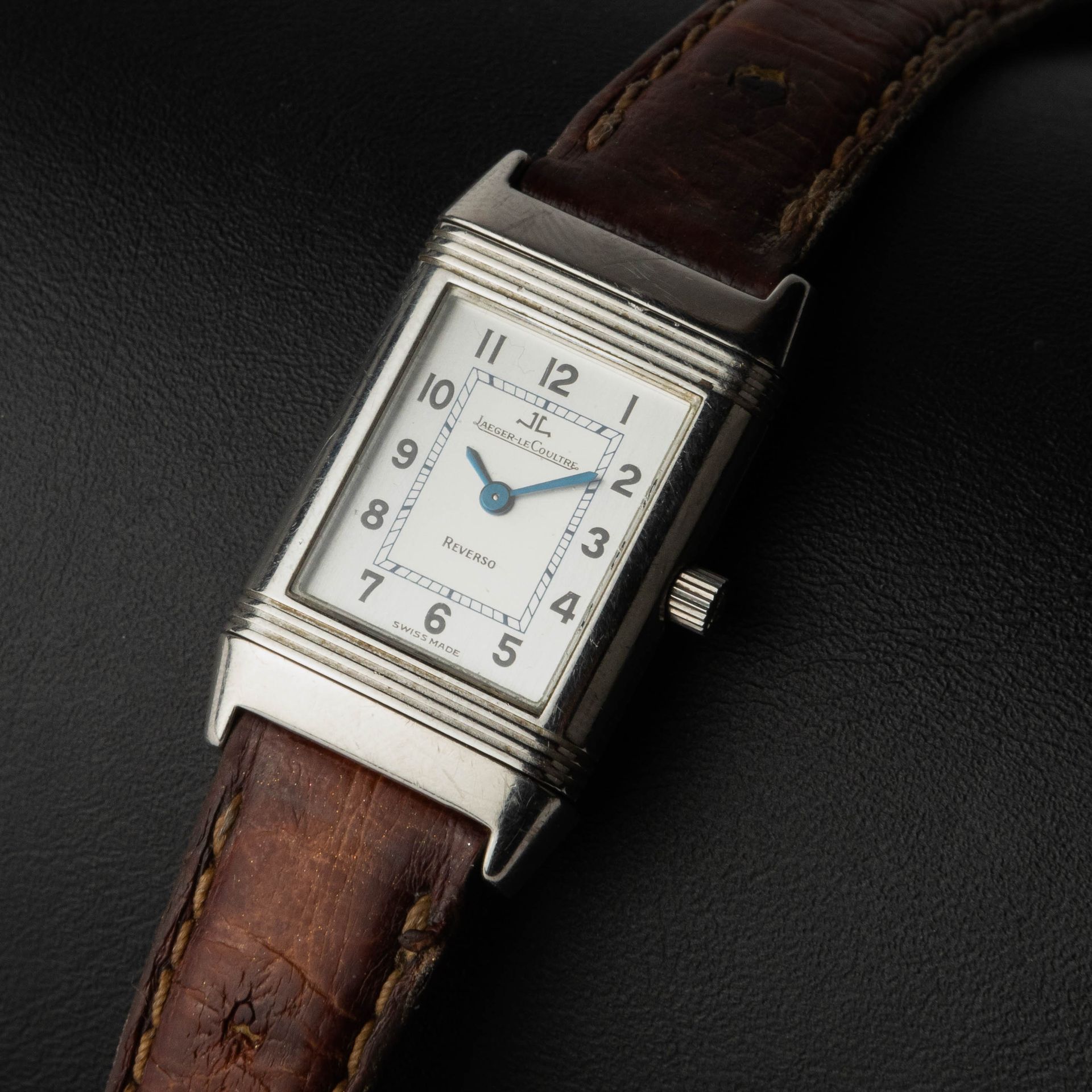 Montre de dame Jaeger-LeCoultre Reverso. Quartz. Jaeger-LeCoultre Reverso机芯。石英。
&hellip;