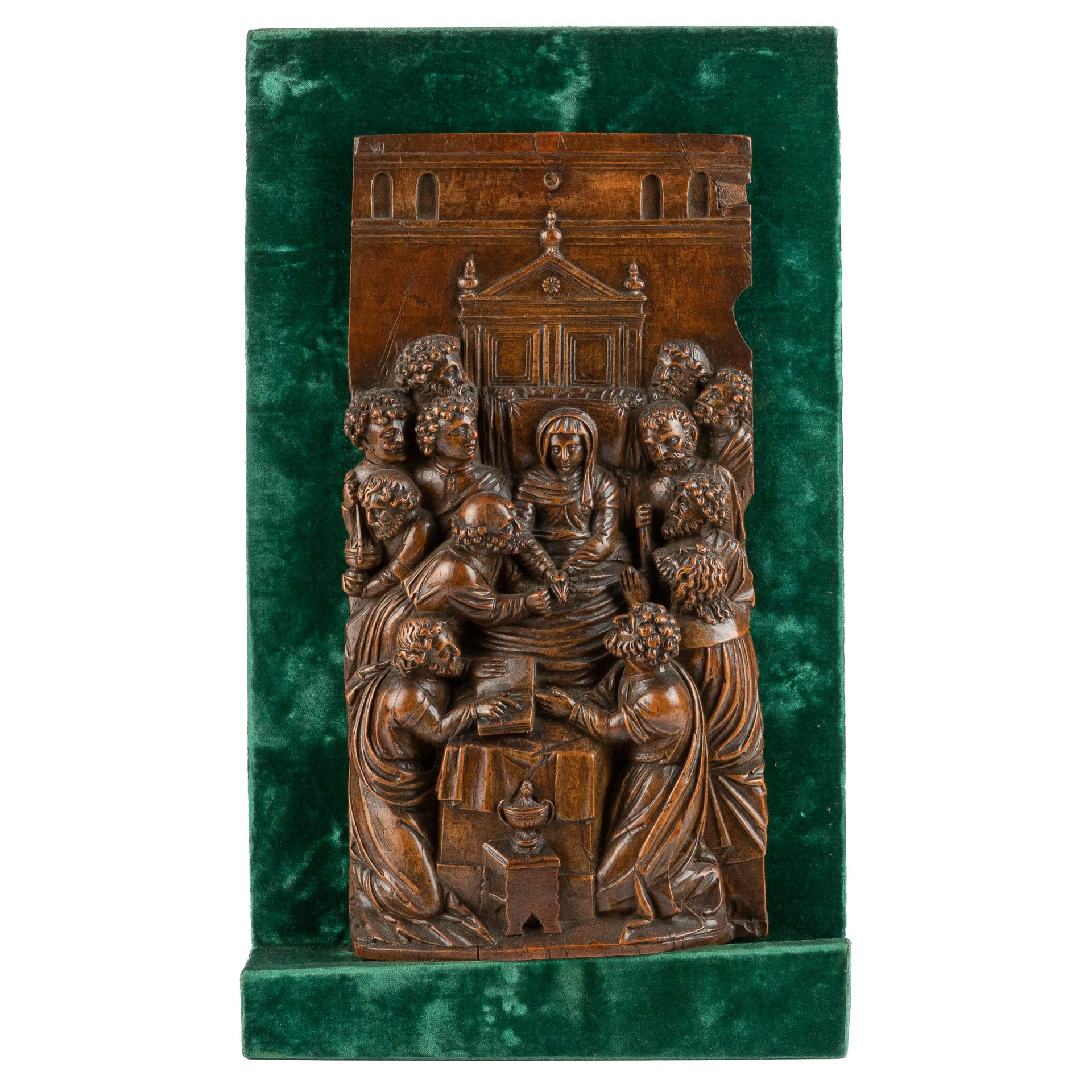 Fragment de retable. France. Milieu du 16ème siècle. Fragment of a carved altarp&hellip;