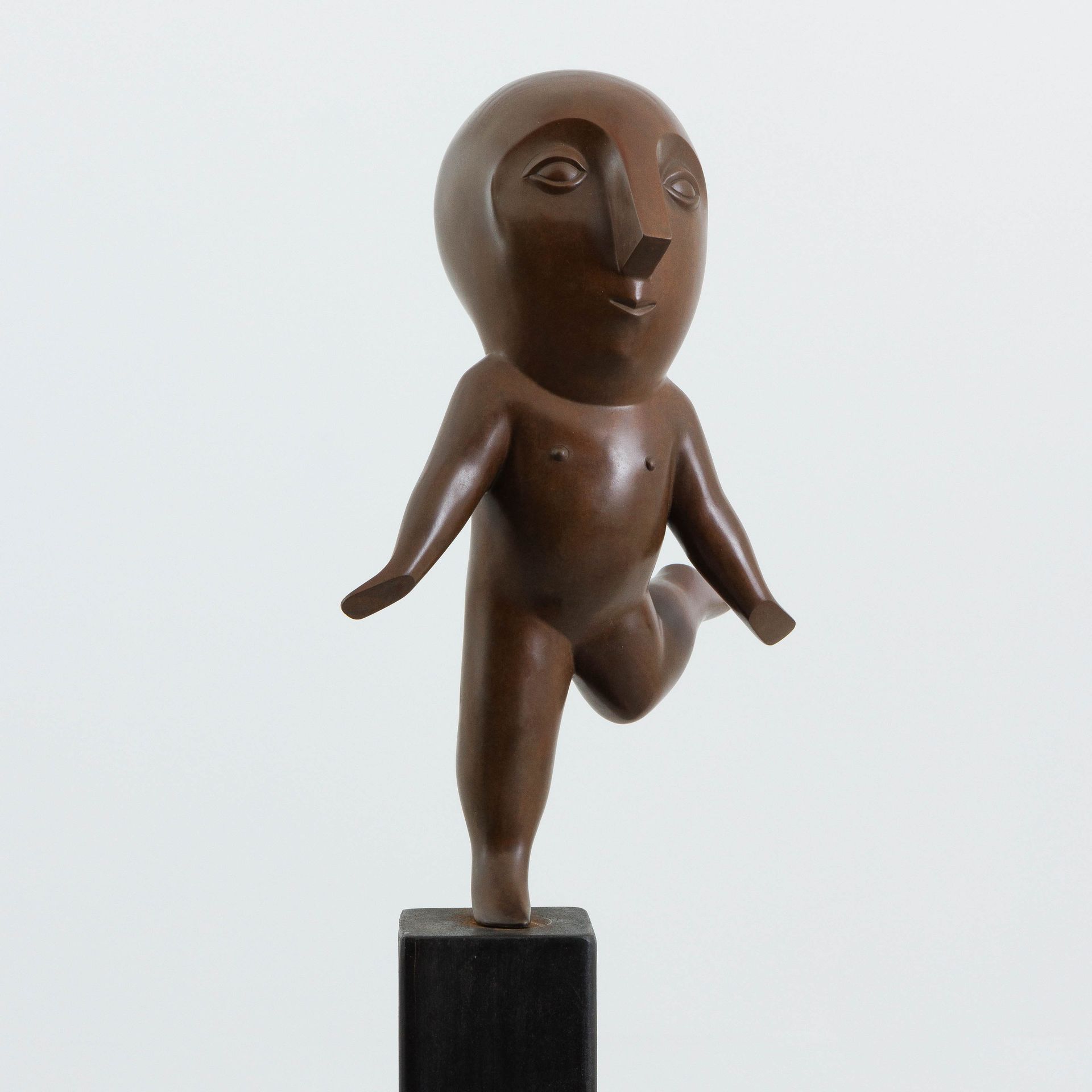 ODILE KINART (°1945) 'Female dancer'.
Fonte d'édition en bronze à patine brune.
&hellip;