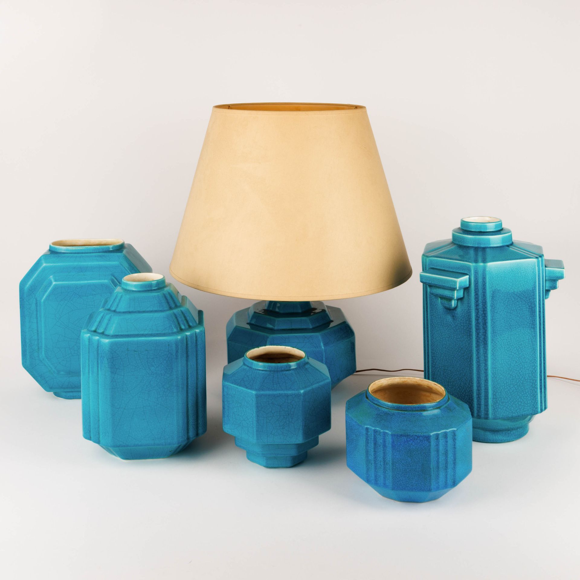 BOCH / KERAMIS Six cyan blue glazed vases with craquelé. Comprising:
1. F1038 (3&hellip;