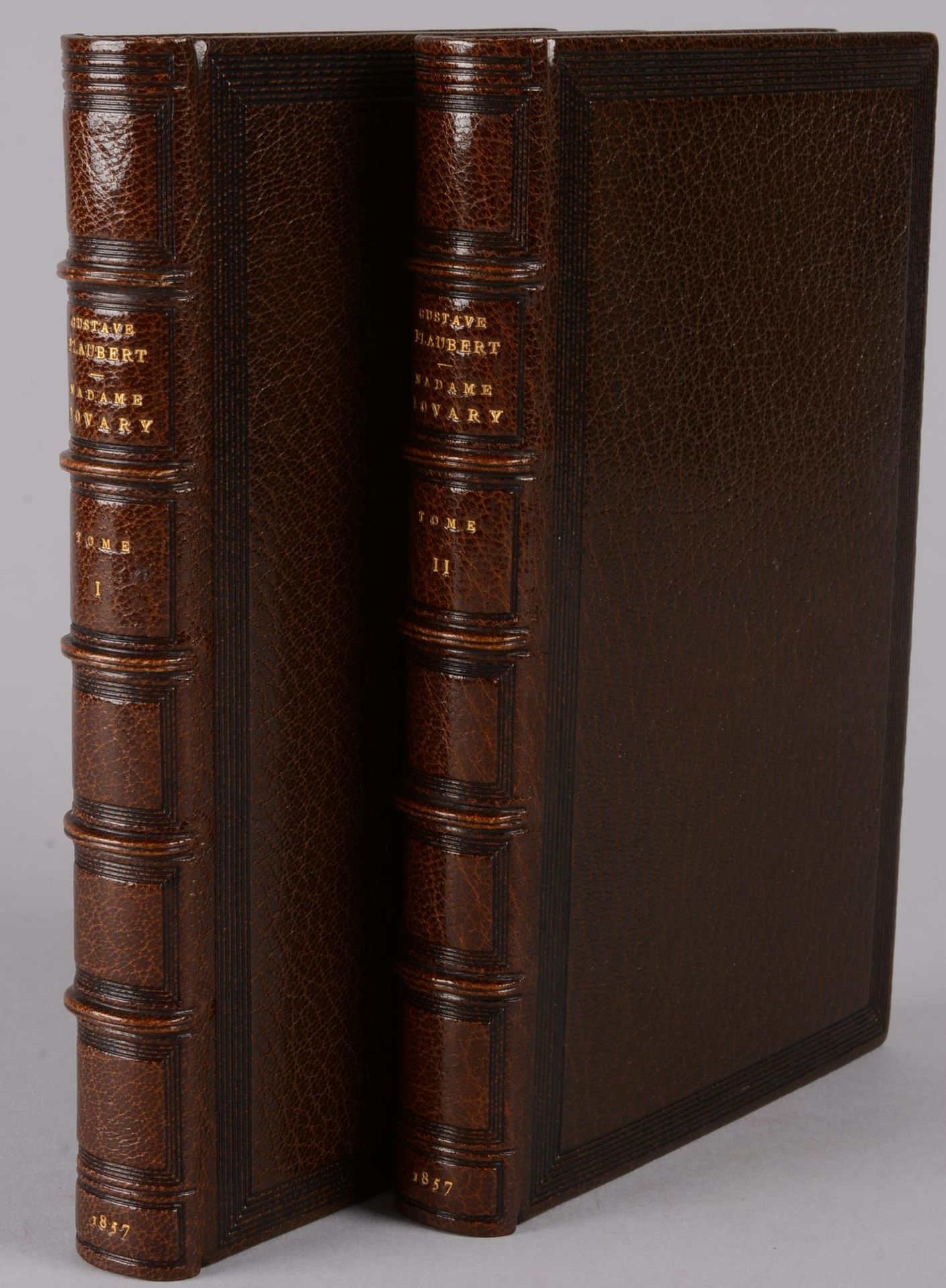 FLAUBERT Gustave 弗劳贝尔-古斯塔夫

包法利夫人》--《省亲》的故事



巴黎，Michel Levy frères，1857年，2卷本。
&hellip;