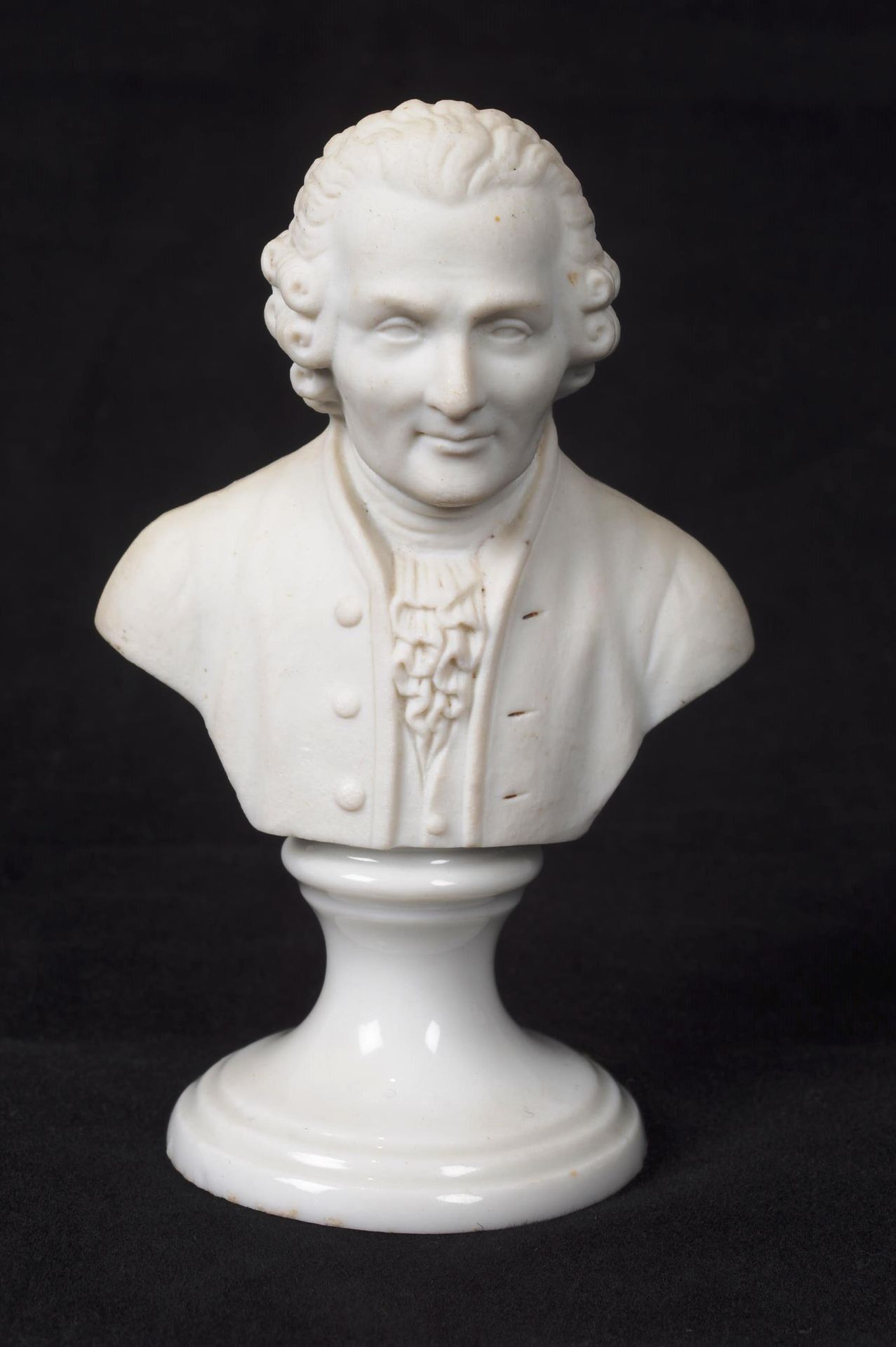 Jean-Jacques ROUSSEAU Buste Jean-Jacques ROUSSEAU (1712-1778), buste en biscuit &hellip;
