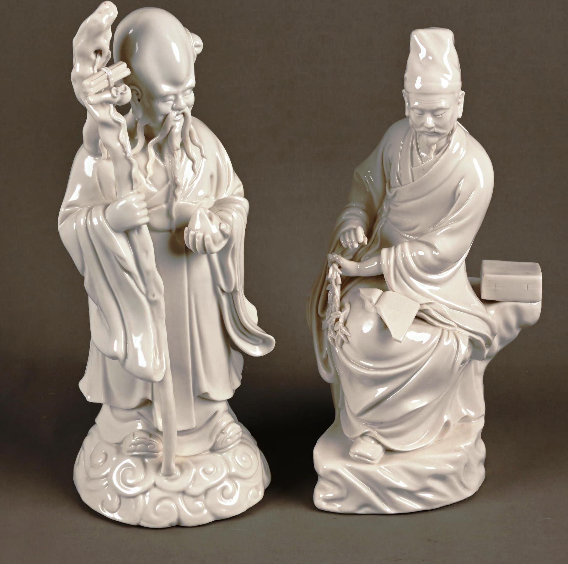 CHINE statuettes en porcelaine 中国-白瓷人物一对（意外） 高：30厘米