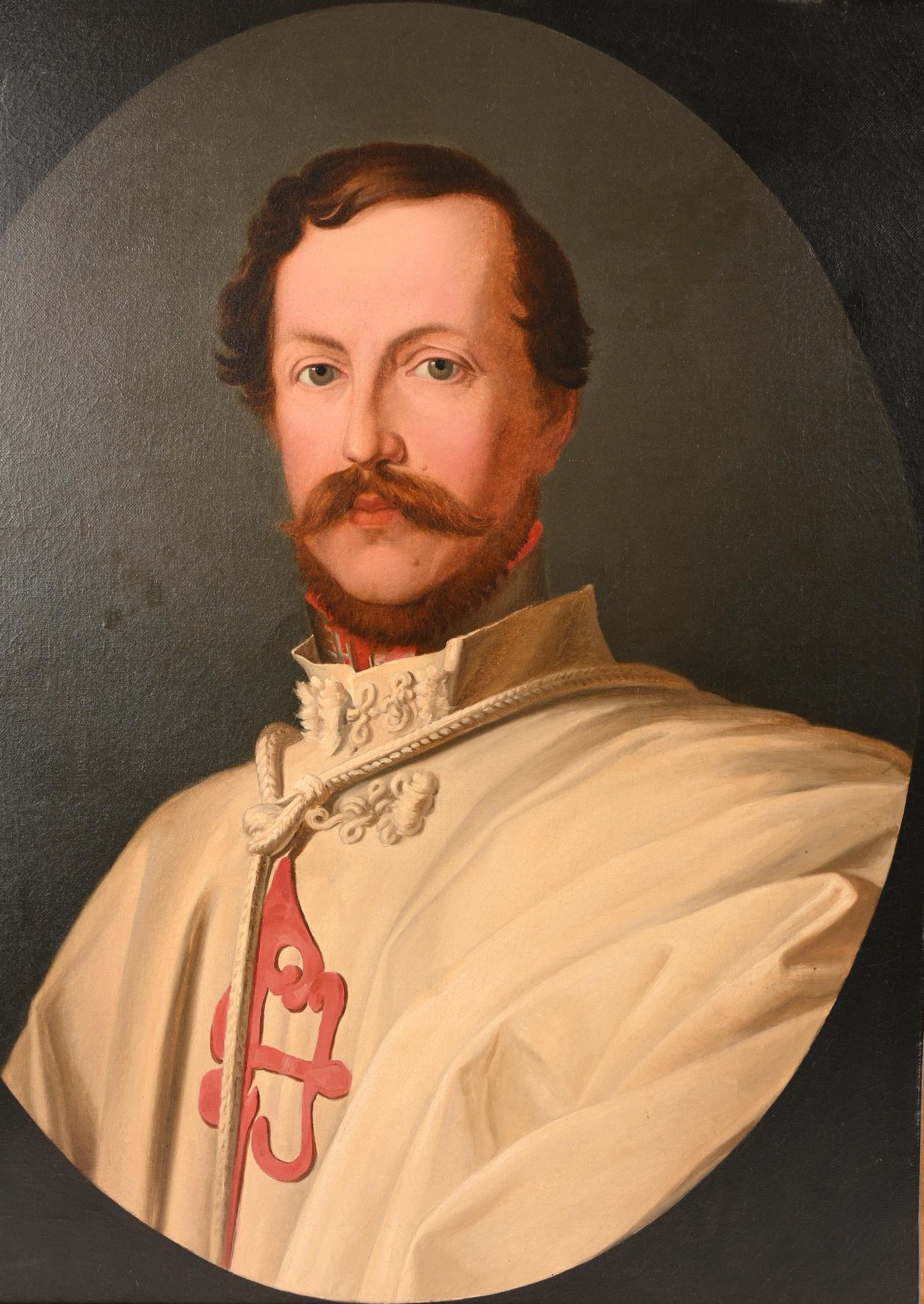 " Portrait d'officier" 19世纪的奥地利学派。

"一个军官的肖像"。

布面油画，以椭圆形处理。

旧的修复工作。

尺寸：72厘米 x&hellip;