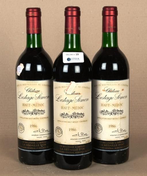 Null 3 bouteilles de Château Lestage Simon Haut-Médoc 1986