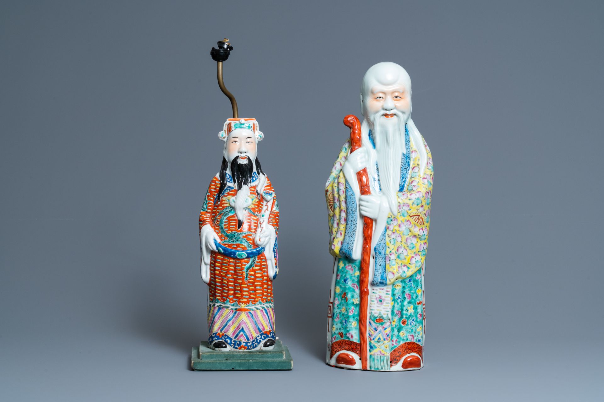 Two Chinese famille rose 'Star God' figures, seal marks, 19/20th C. 全文标题：两件中国粉彩 &hellip;