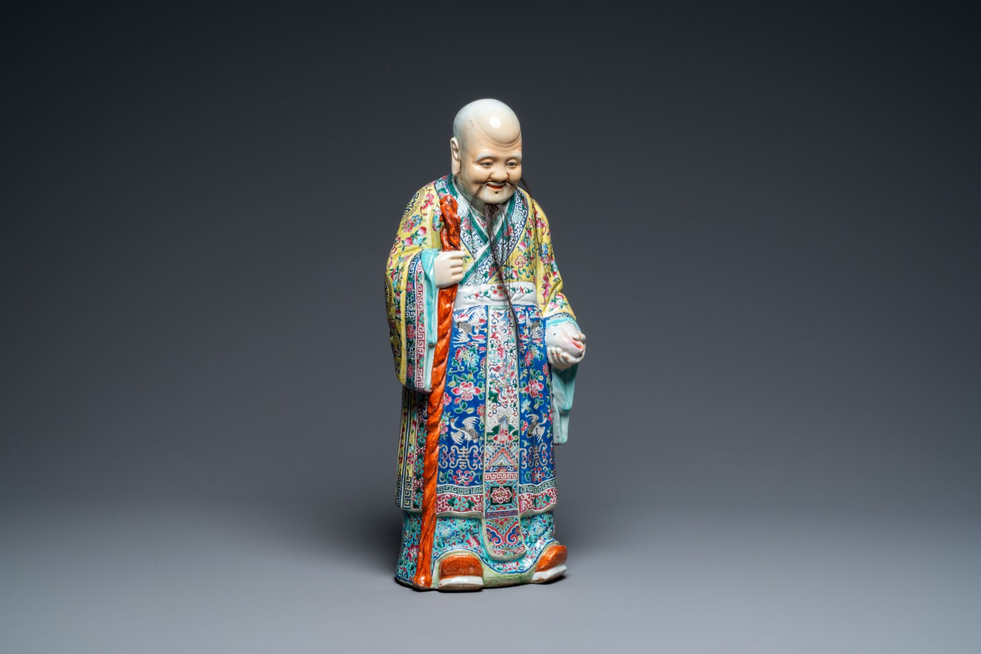 A Chinese famille rose 'Star God Shou' figure, 19th C. Título completo: Una figu&hellip;