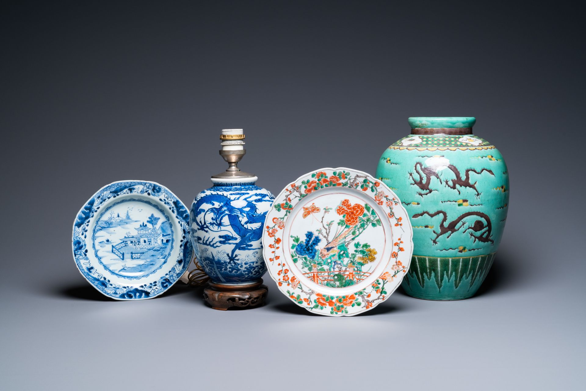 Two Chinese blue and white and famille verte dishes and two vases, Kangxi and la&hellip;