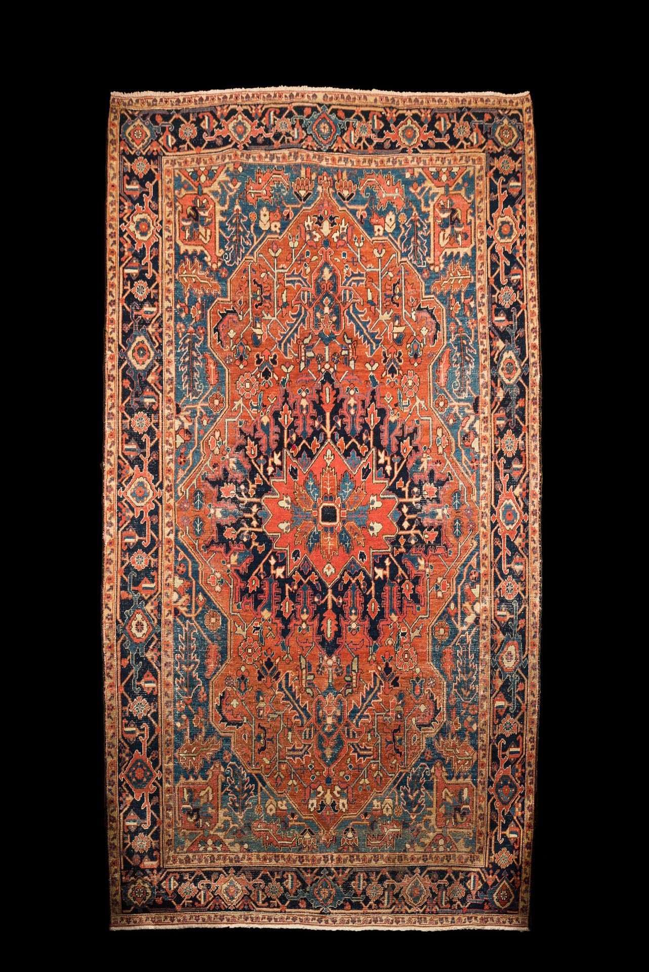 A Persian Heriz rug with floral design and geometric motifs, wool on cotton, 1st&hellip;