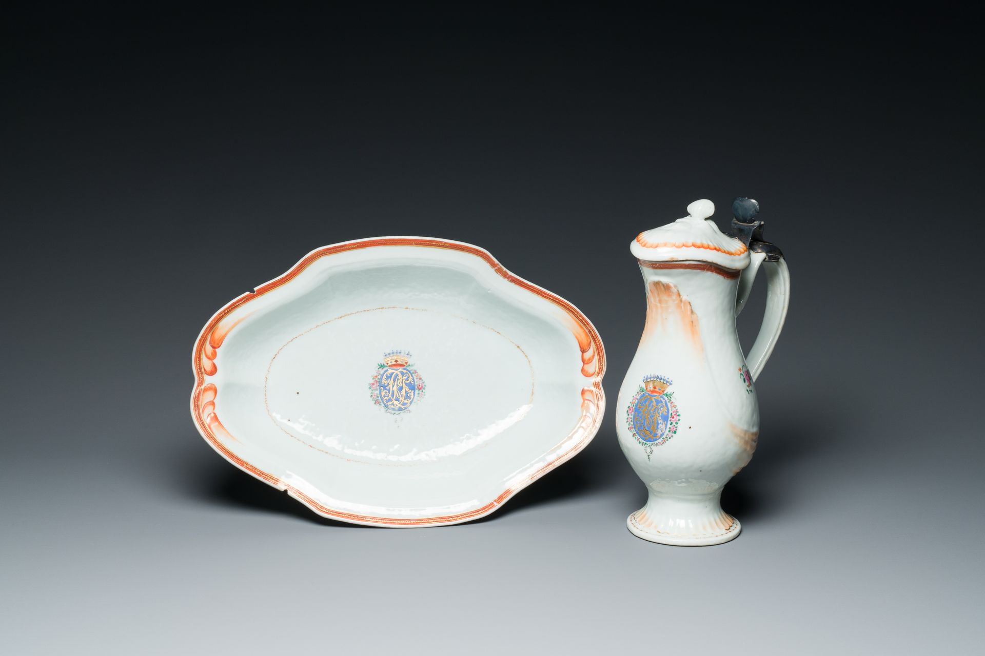 A rare Chinese export porcelain ewer and basin with crowned monogram 'RLI', Qian&hellip;