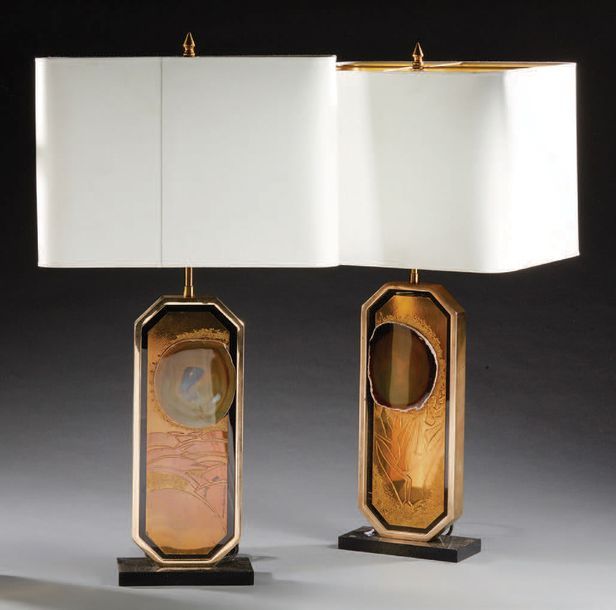 DESIGNO MAHO Pair of gilded metal lamps with engraved and acid-etched decoration&hellip;